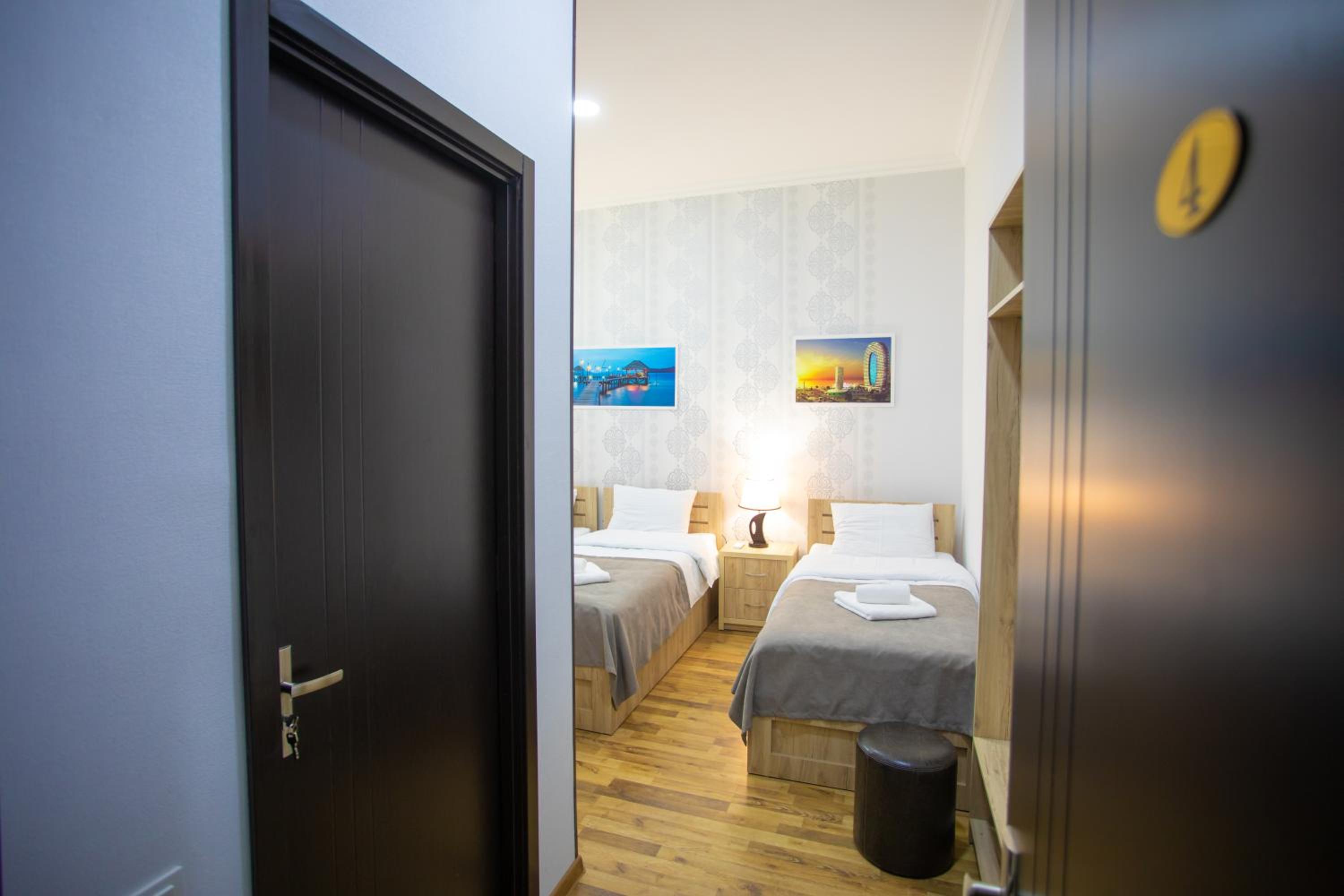 Standard Triple Room photo 2