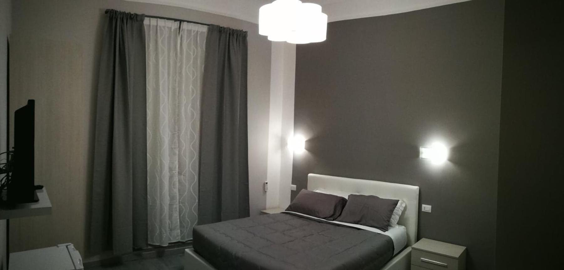 Standard King Room photo 3