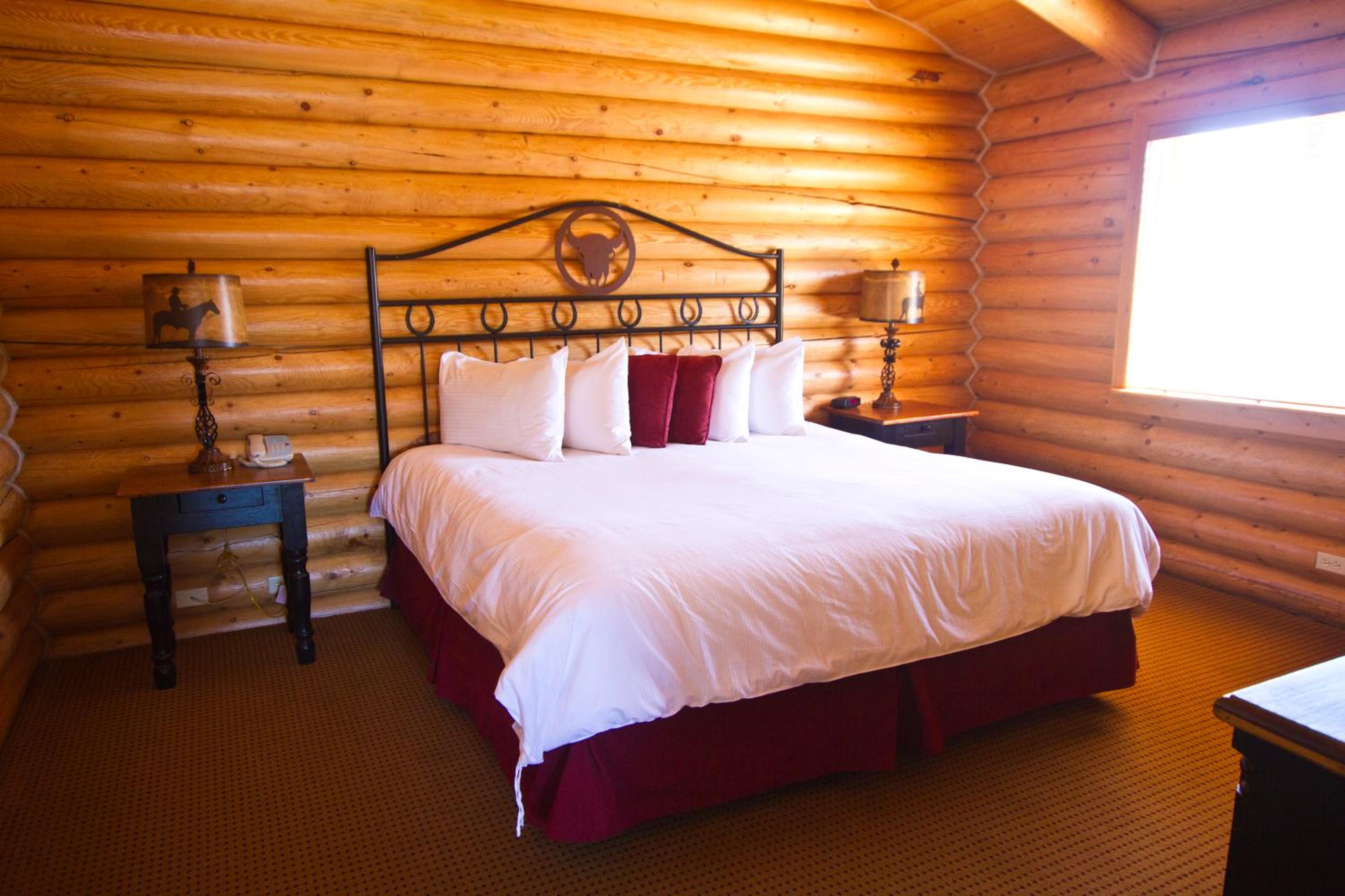 King Suite - Photo 1