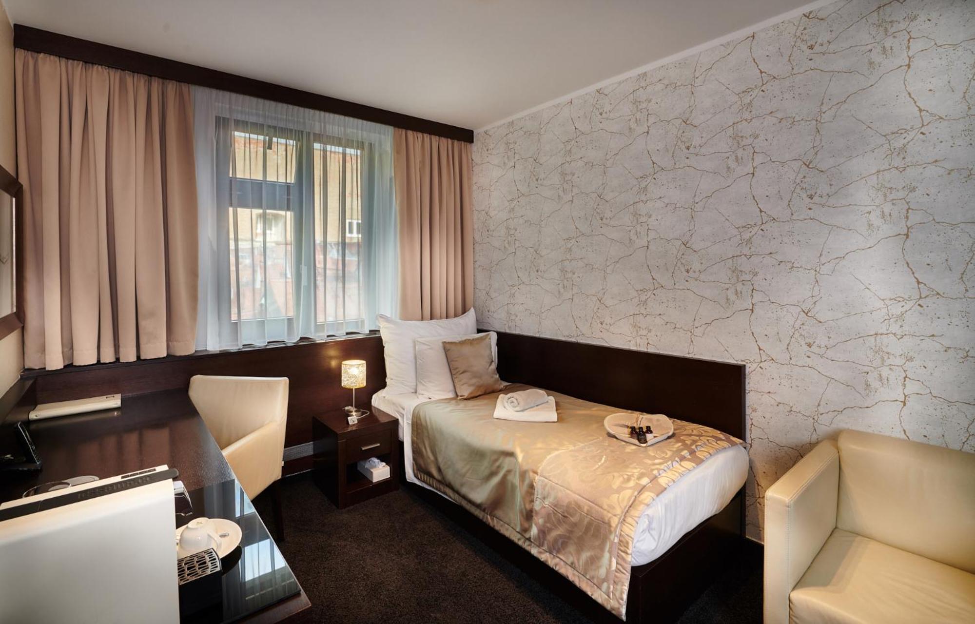 Single Room photo 1