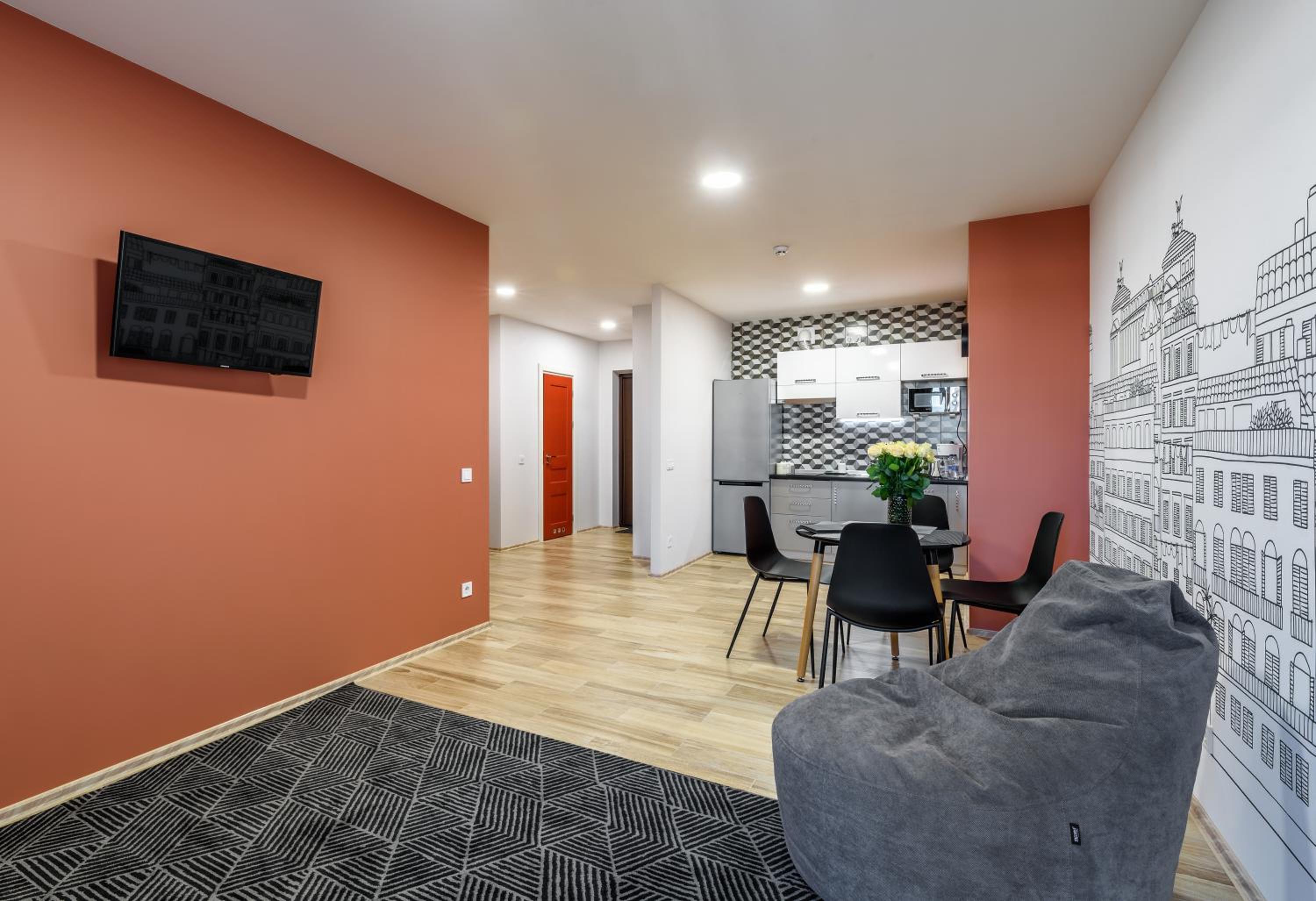 Apartment photo 1