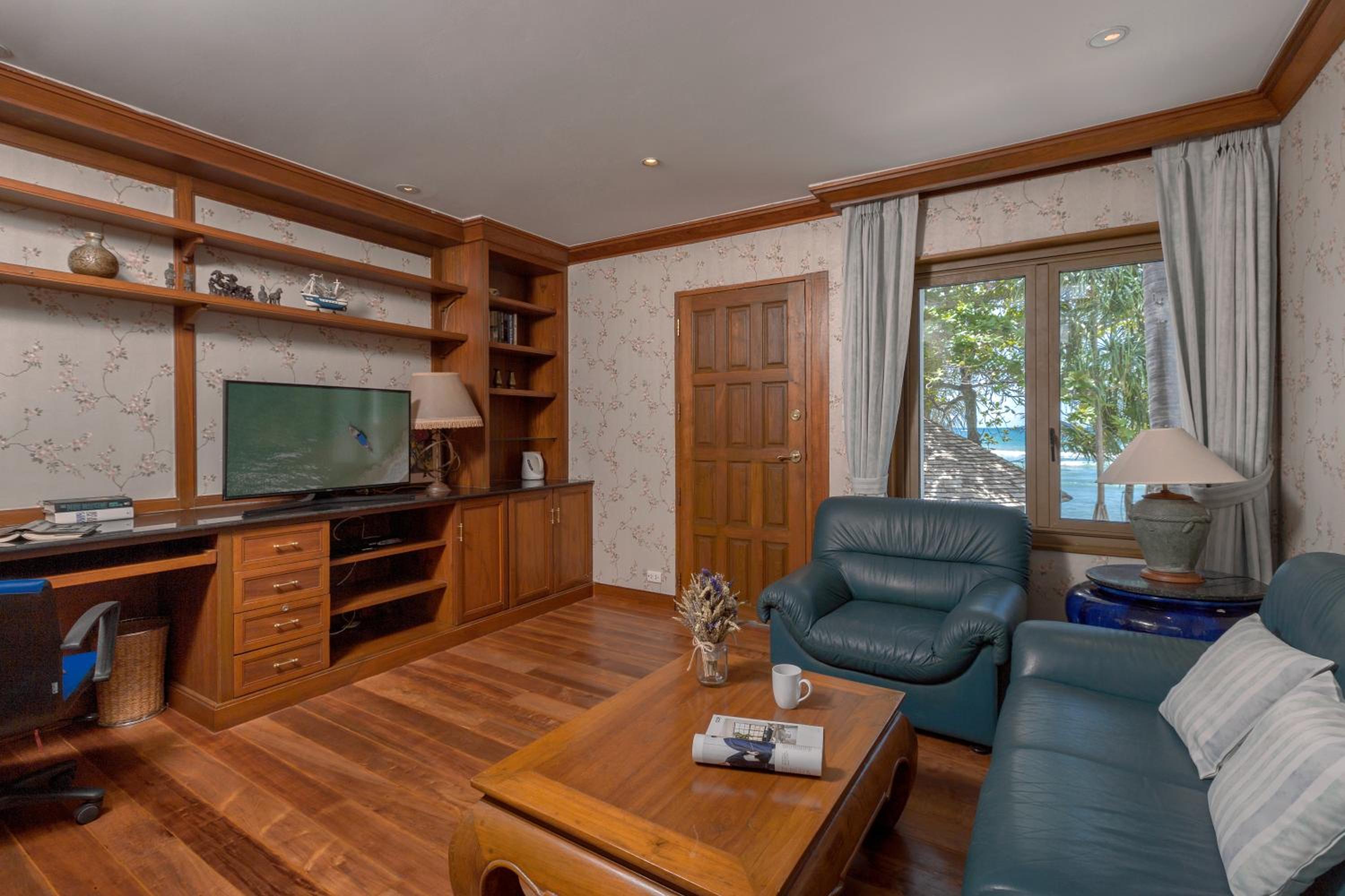 Villa - Beach Front - Photo 23