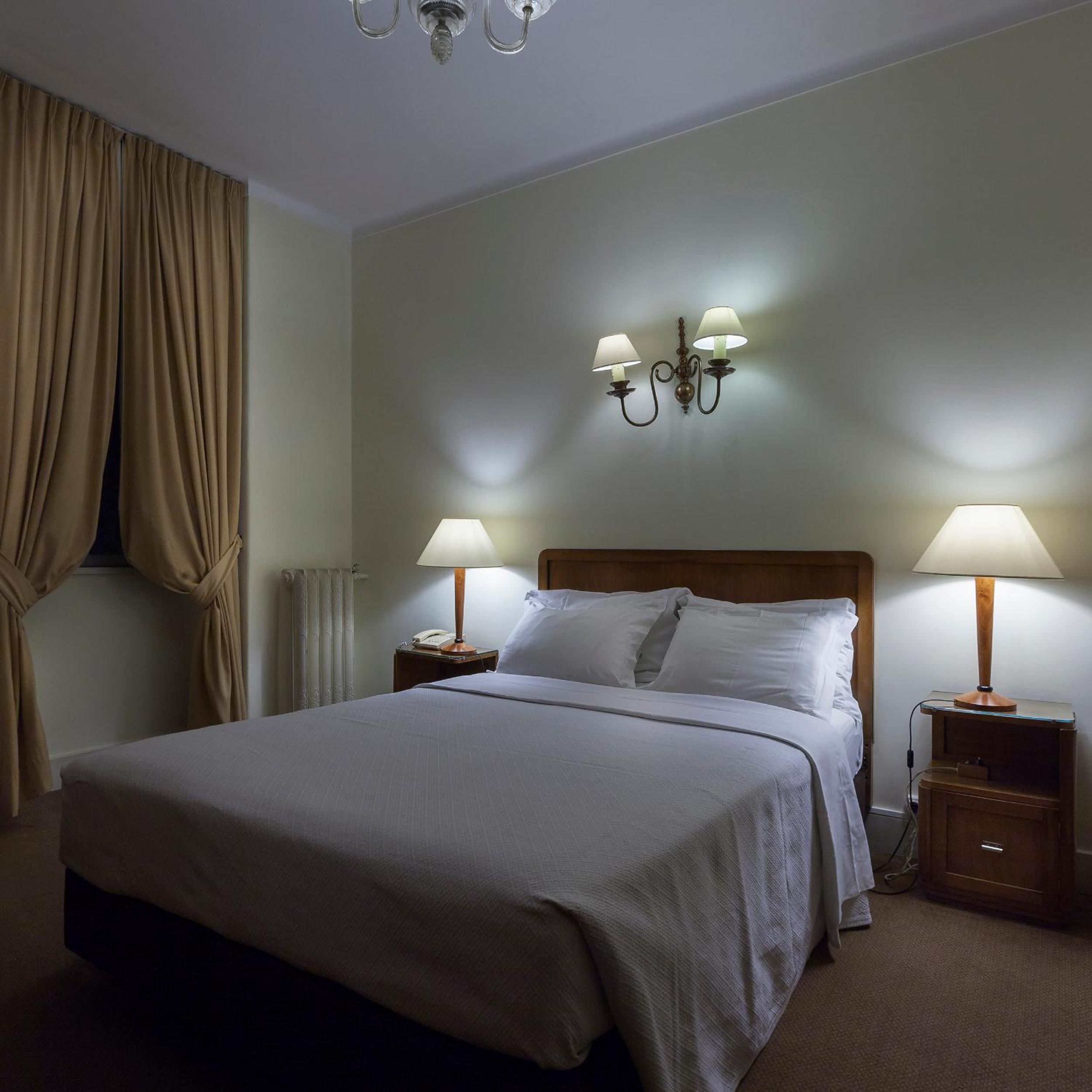 Available room
