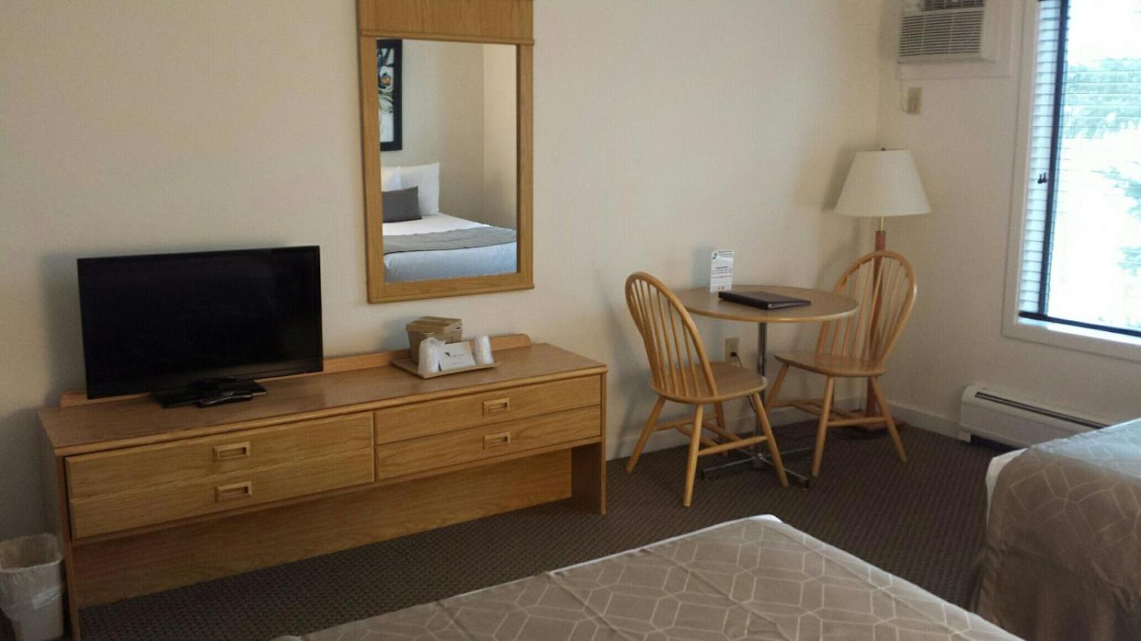 Double Room - Photo 2