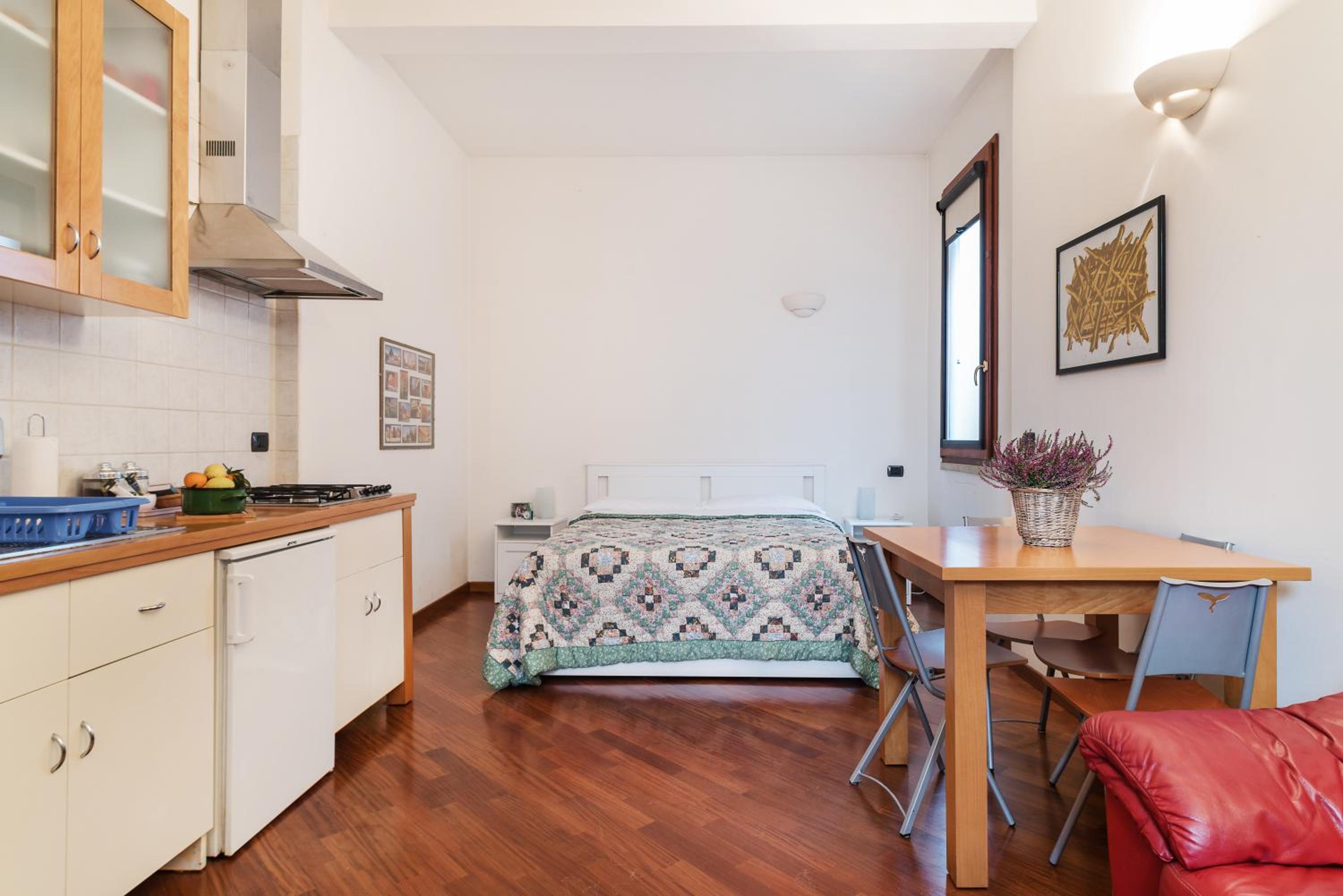 Studio Apartment