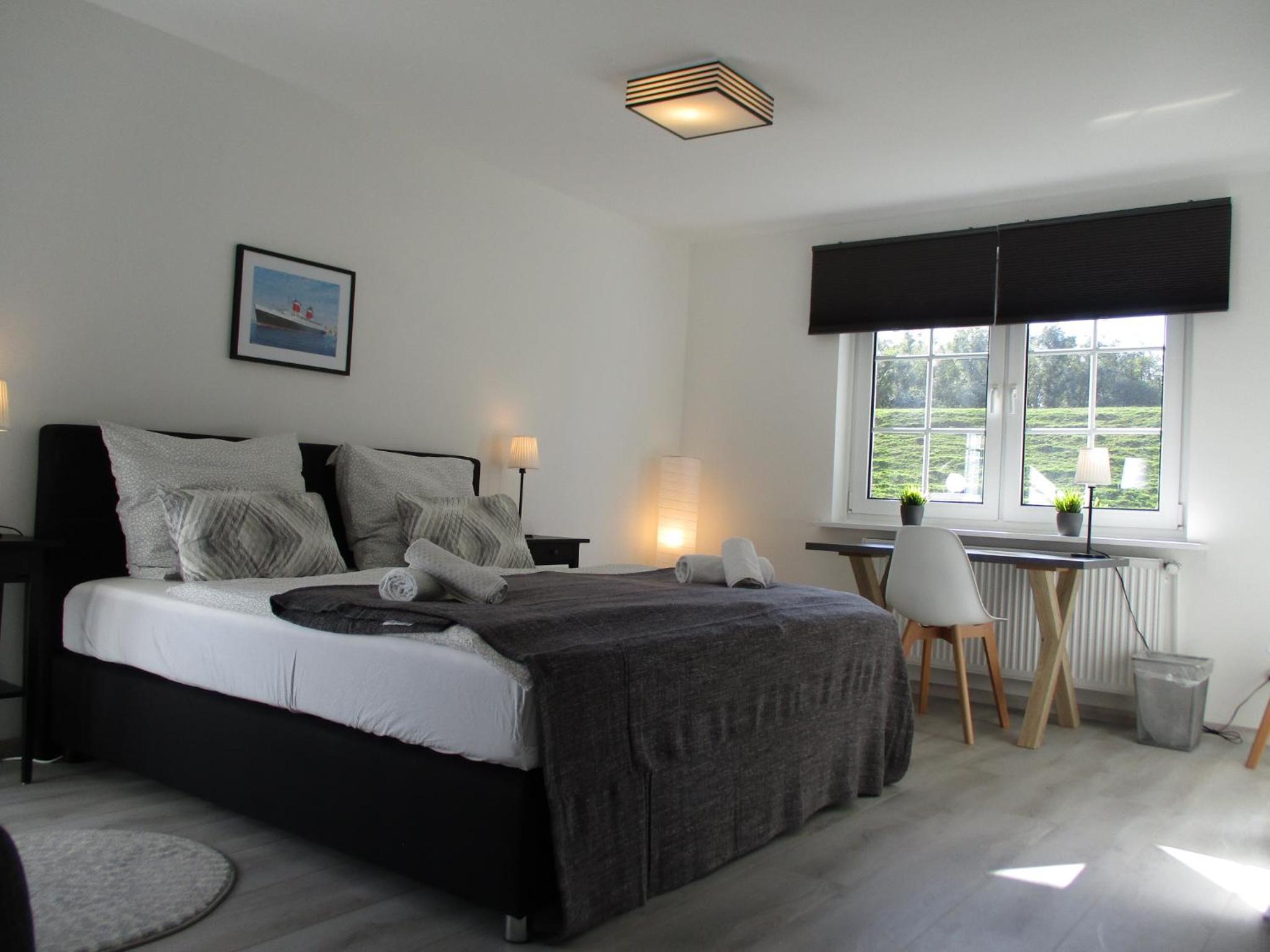 King Room with Garden View