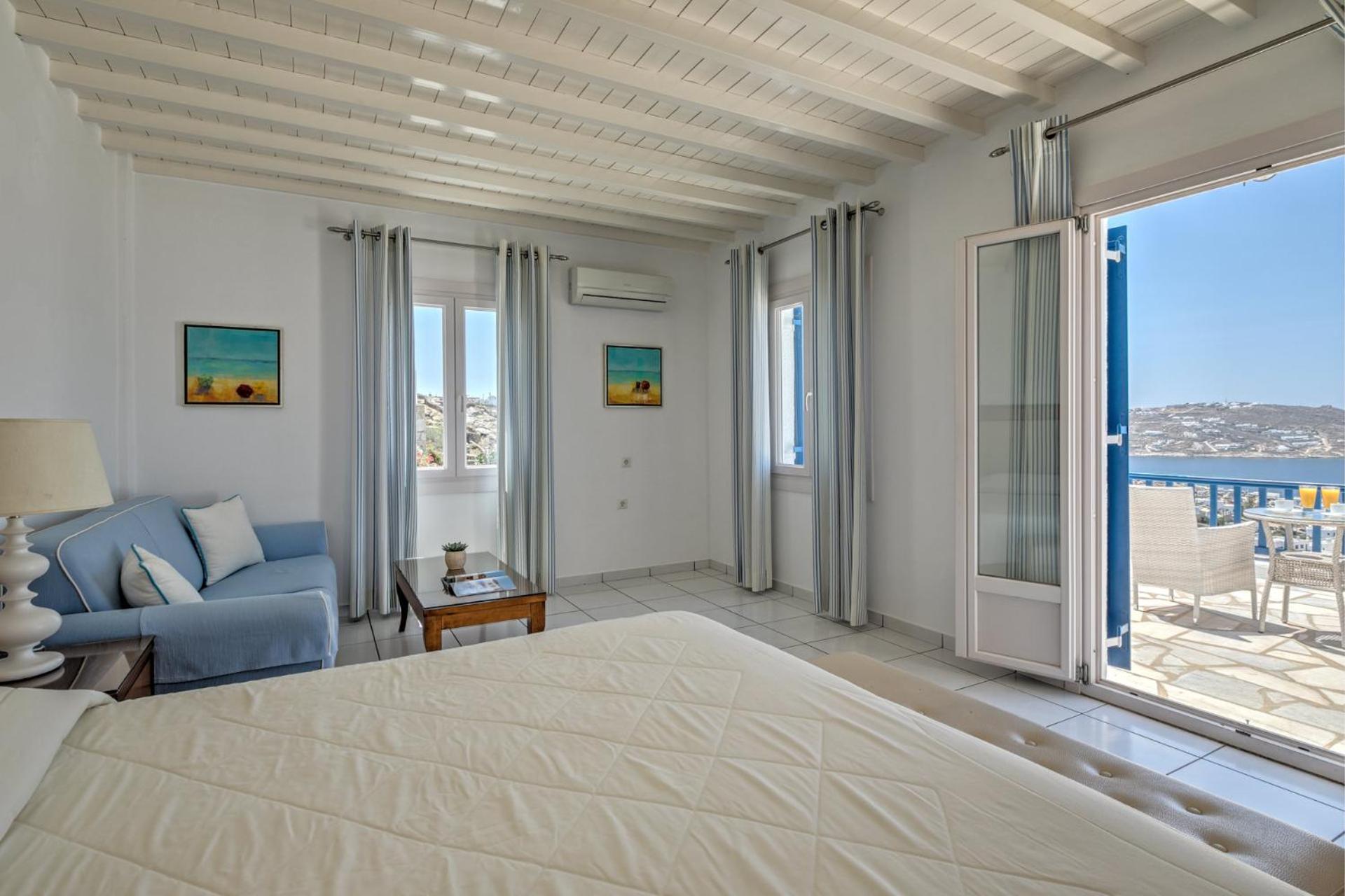 Double or Twin Room with Sea View and Extra Bed
