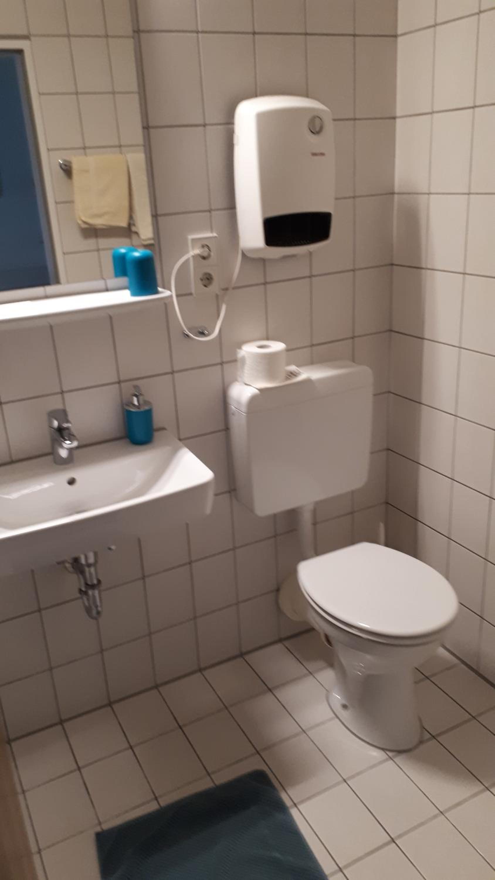 Single Room photo 2