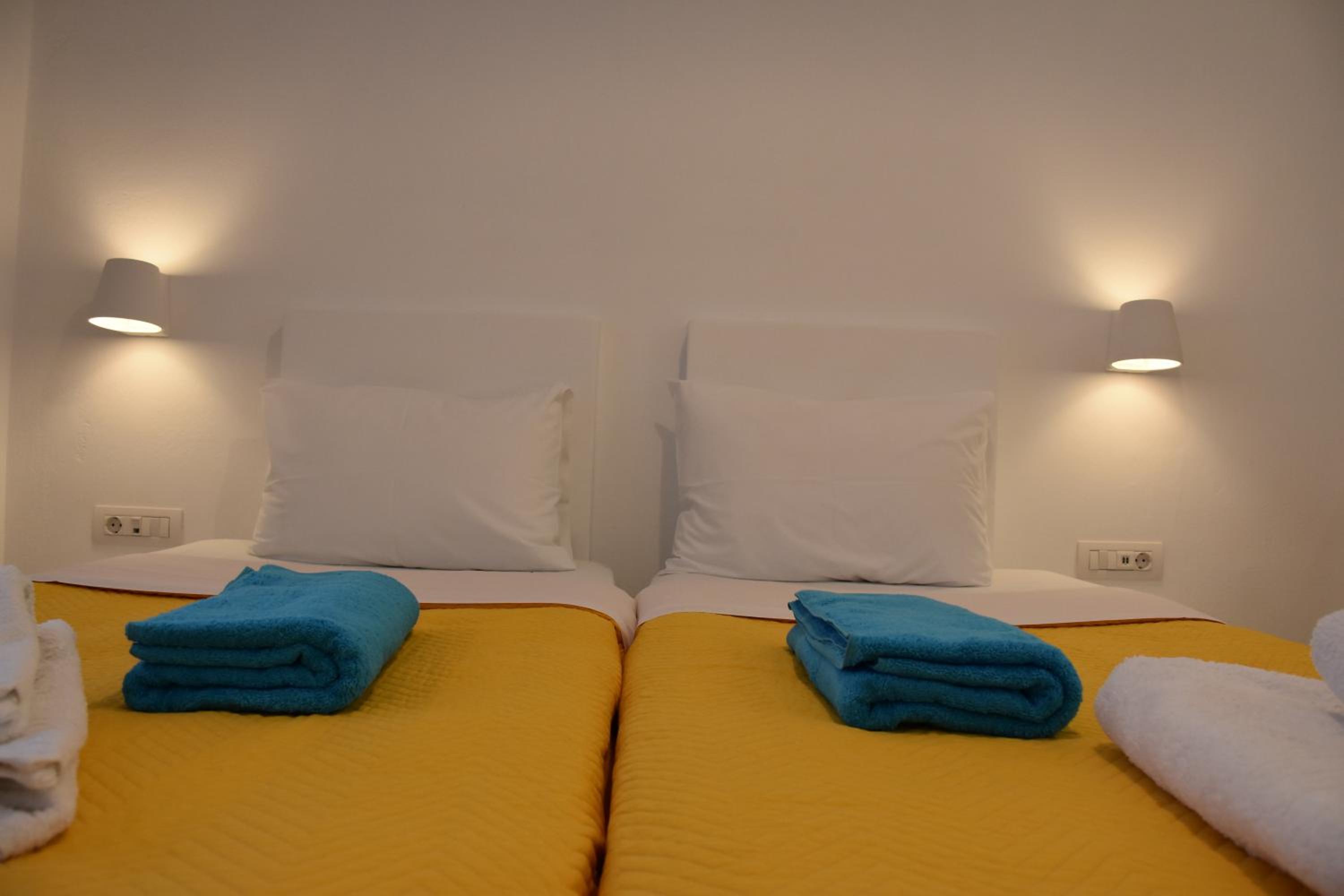 Double or Twin Room with Sea View photo 3