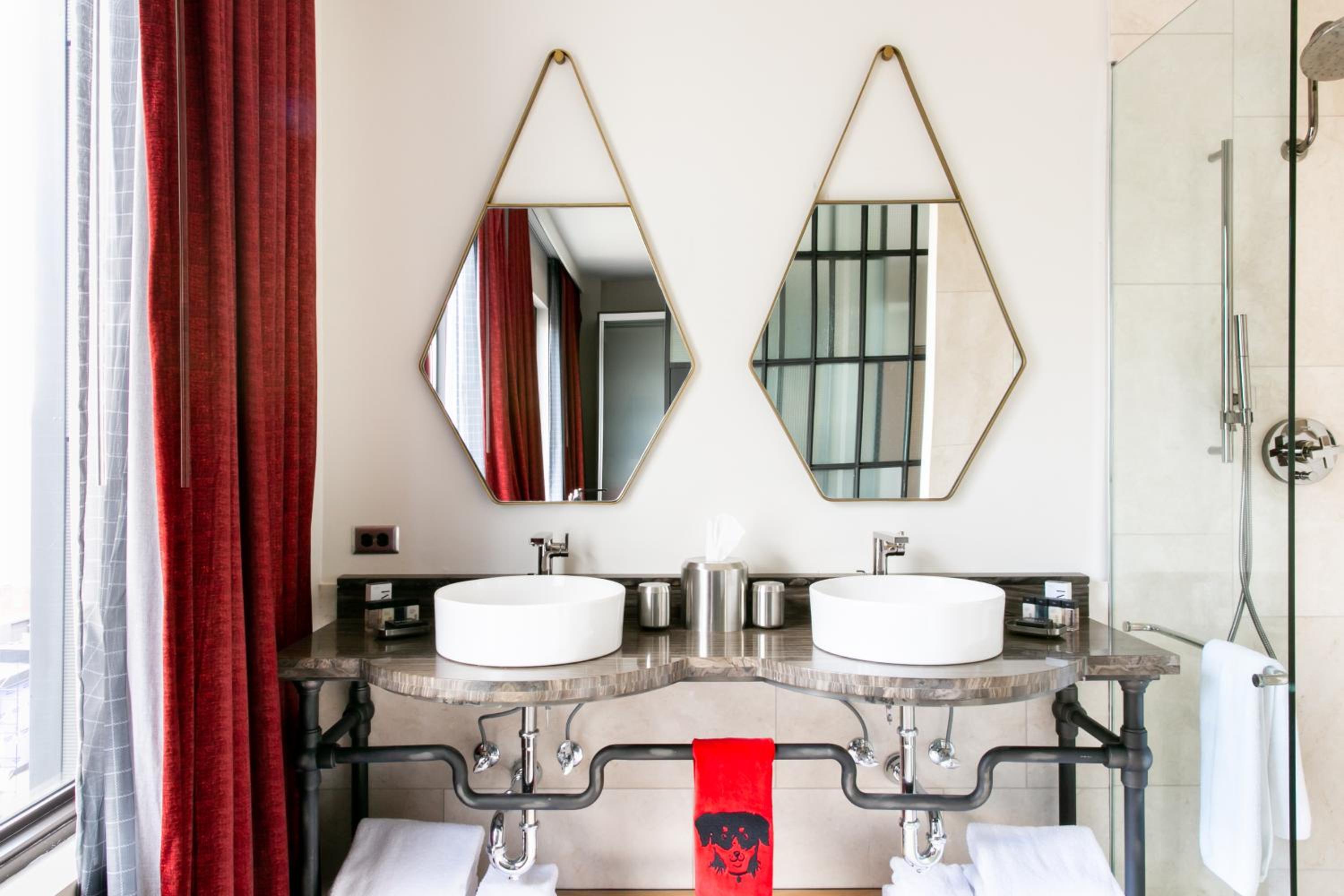 Two-Bedroom Suite photo 2