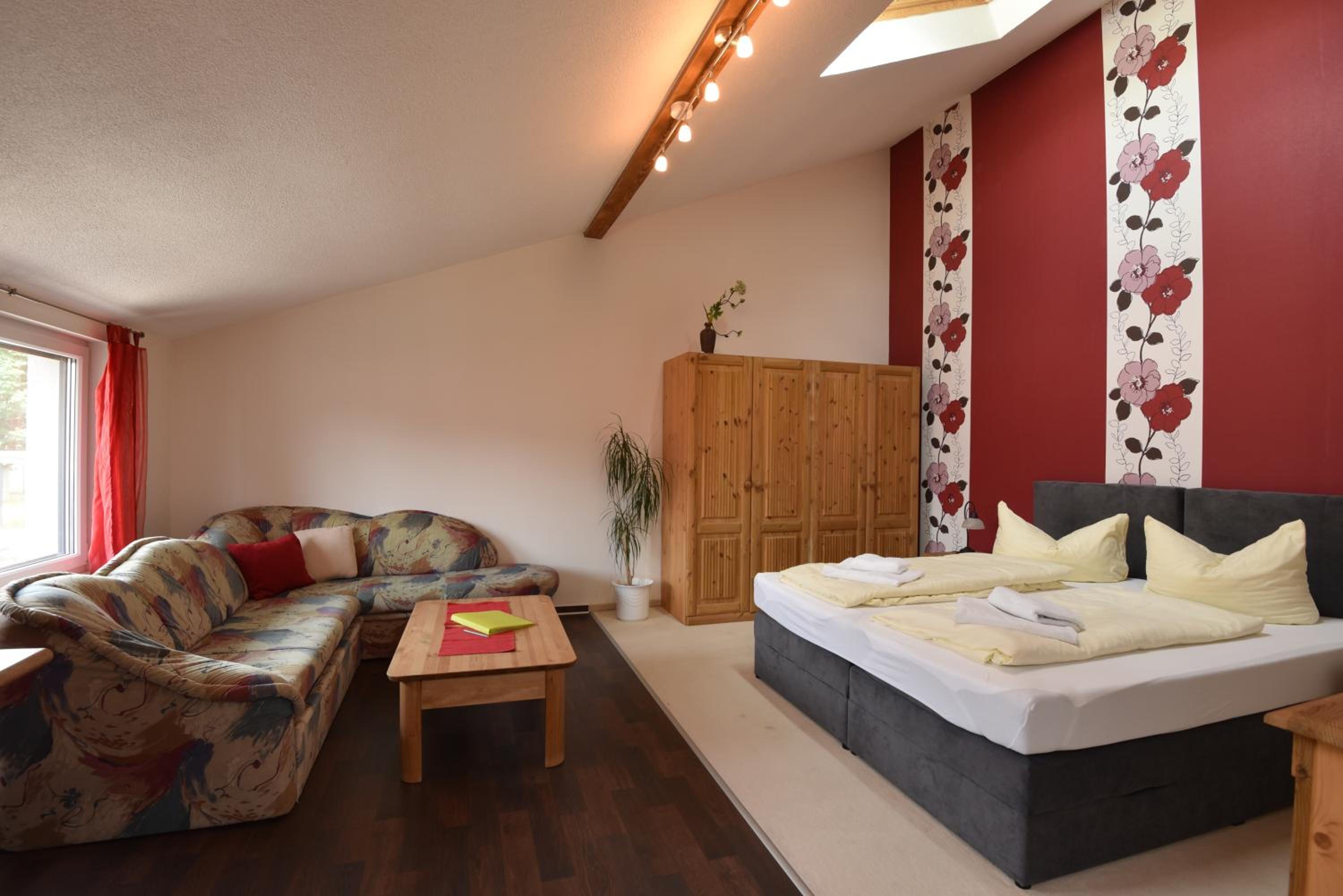 Apartment with Terrace photo 3