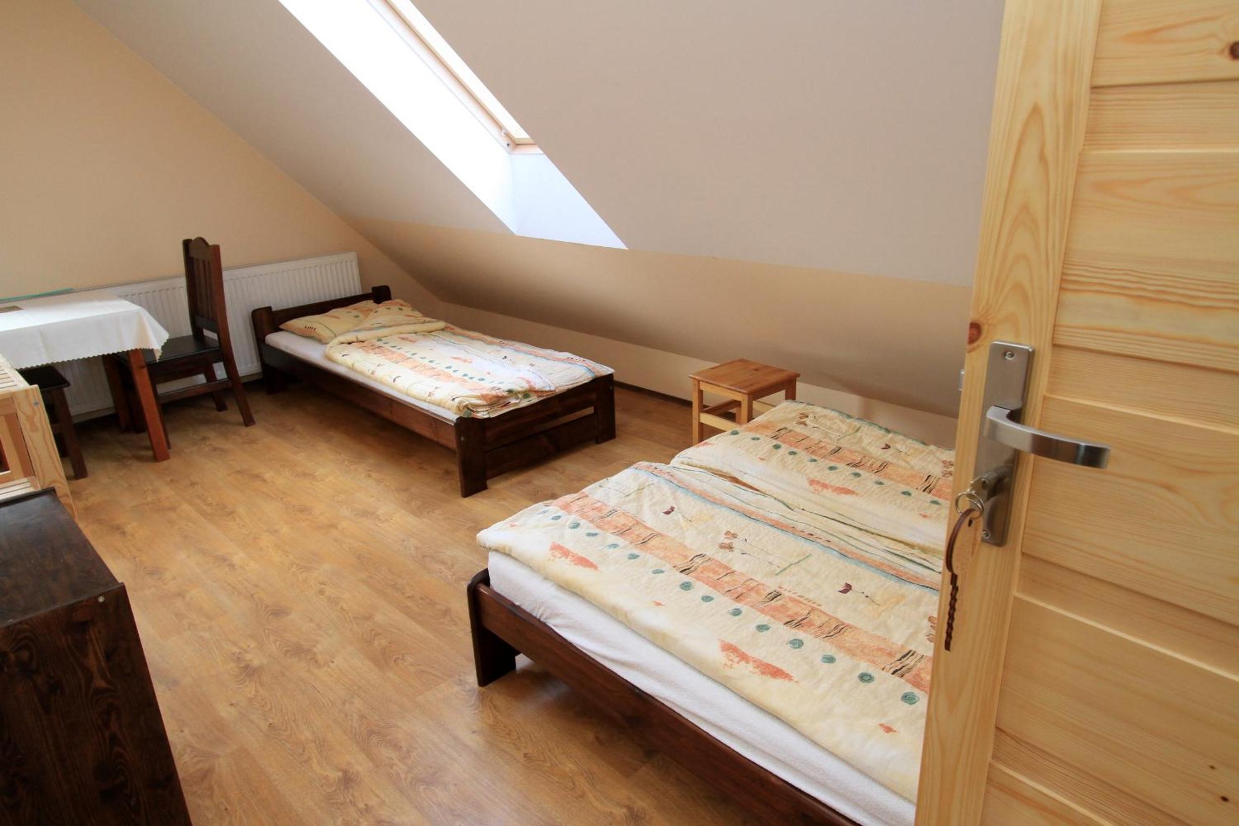 Quadruple Room with Shower - Photo 1