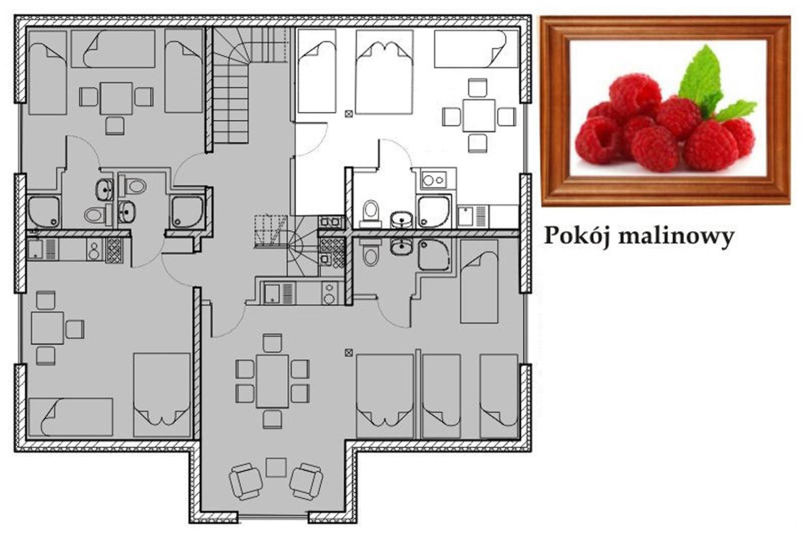 Quadruple Room - Photo 11