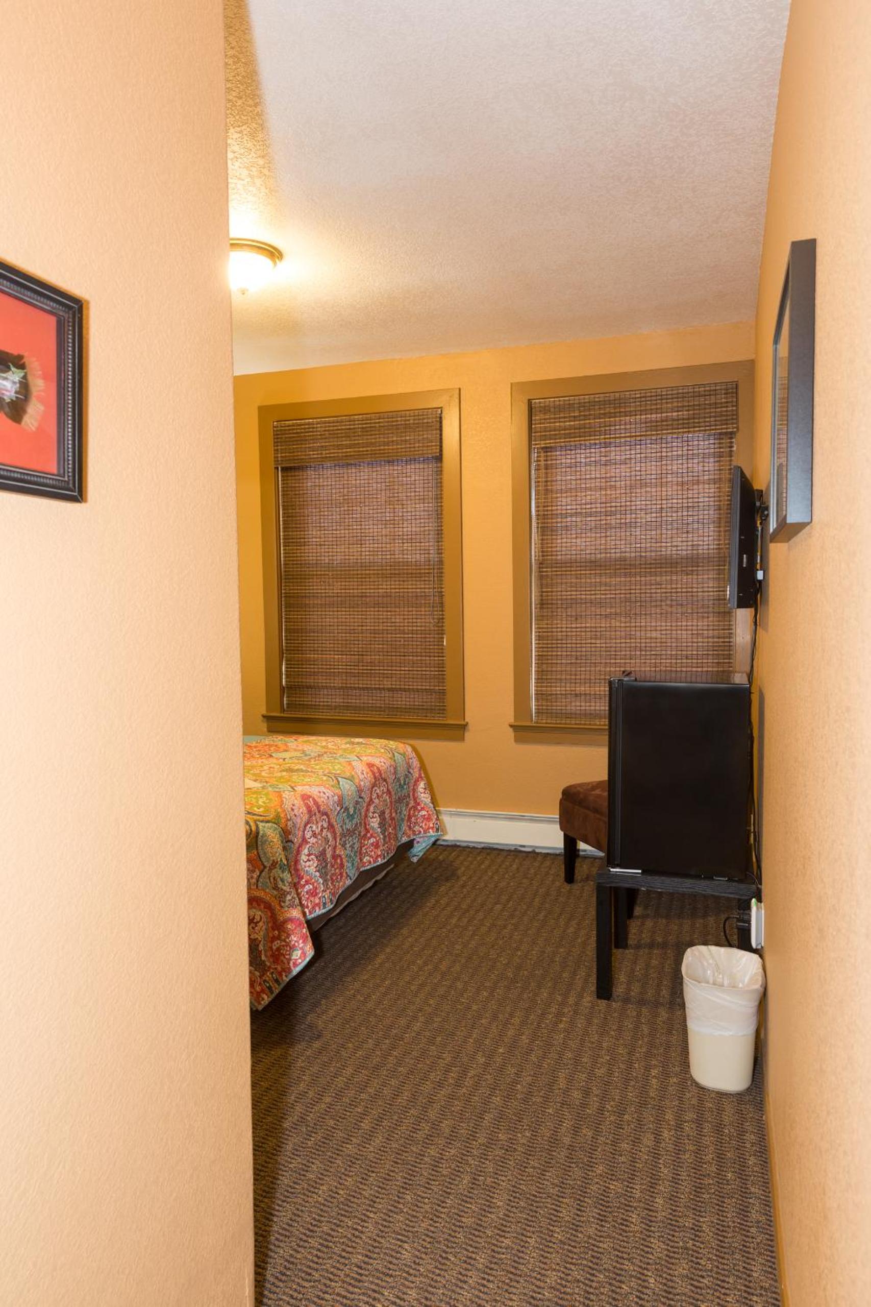 Queen Room with River View photo 1