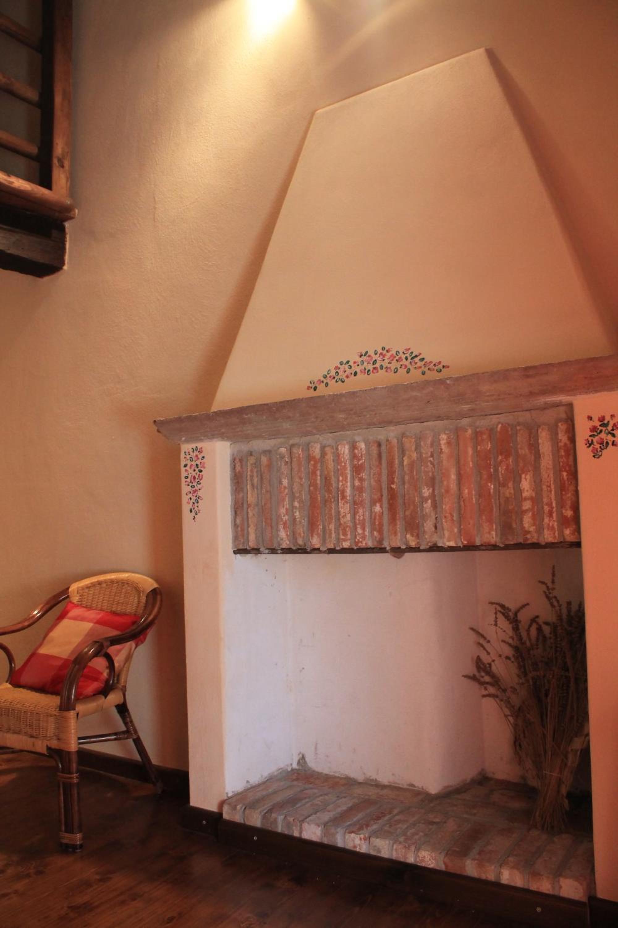 Double Room - Photo 9