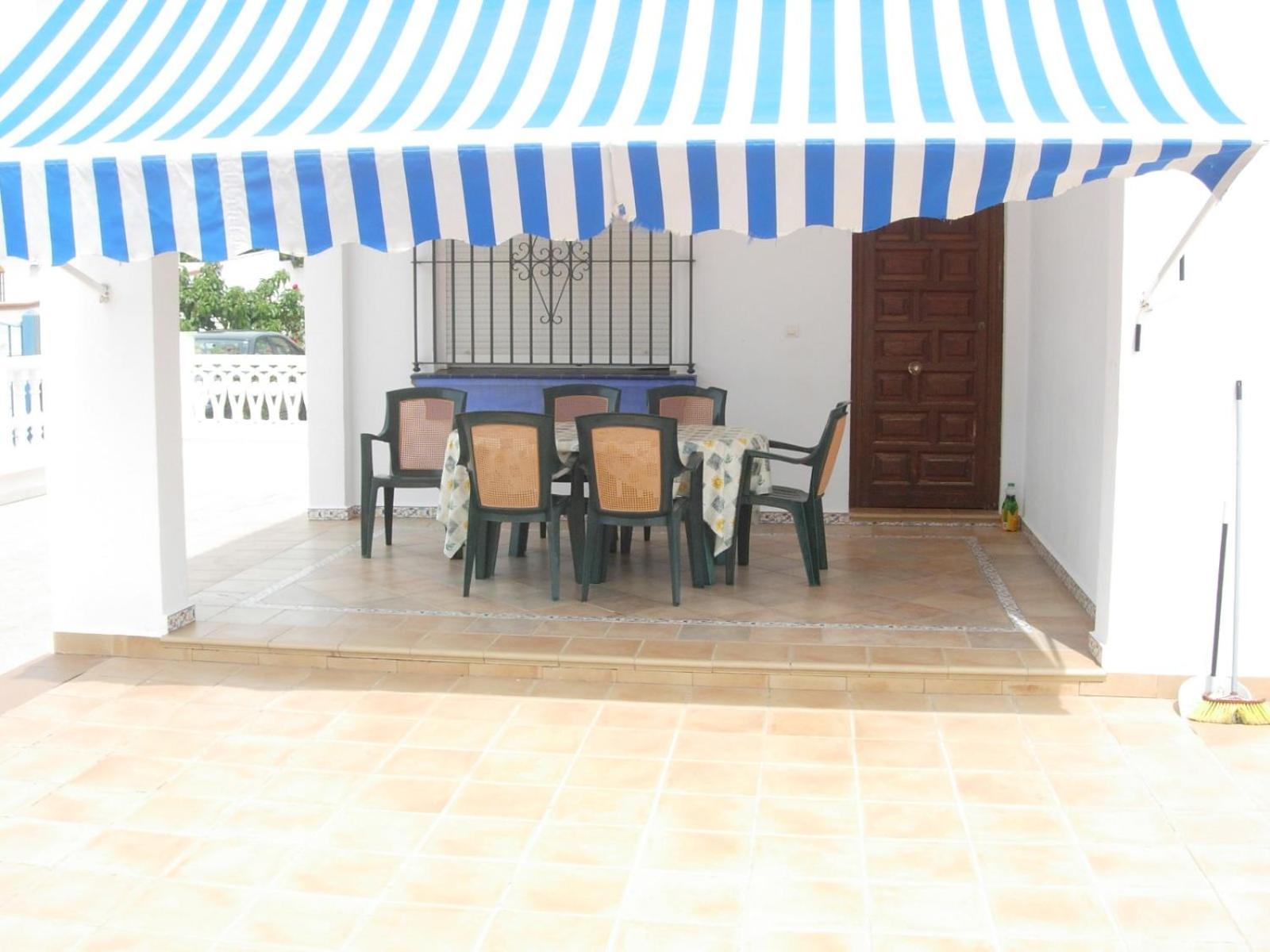 Two-Bedroom House photo 2