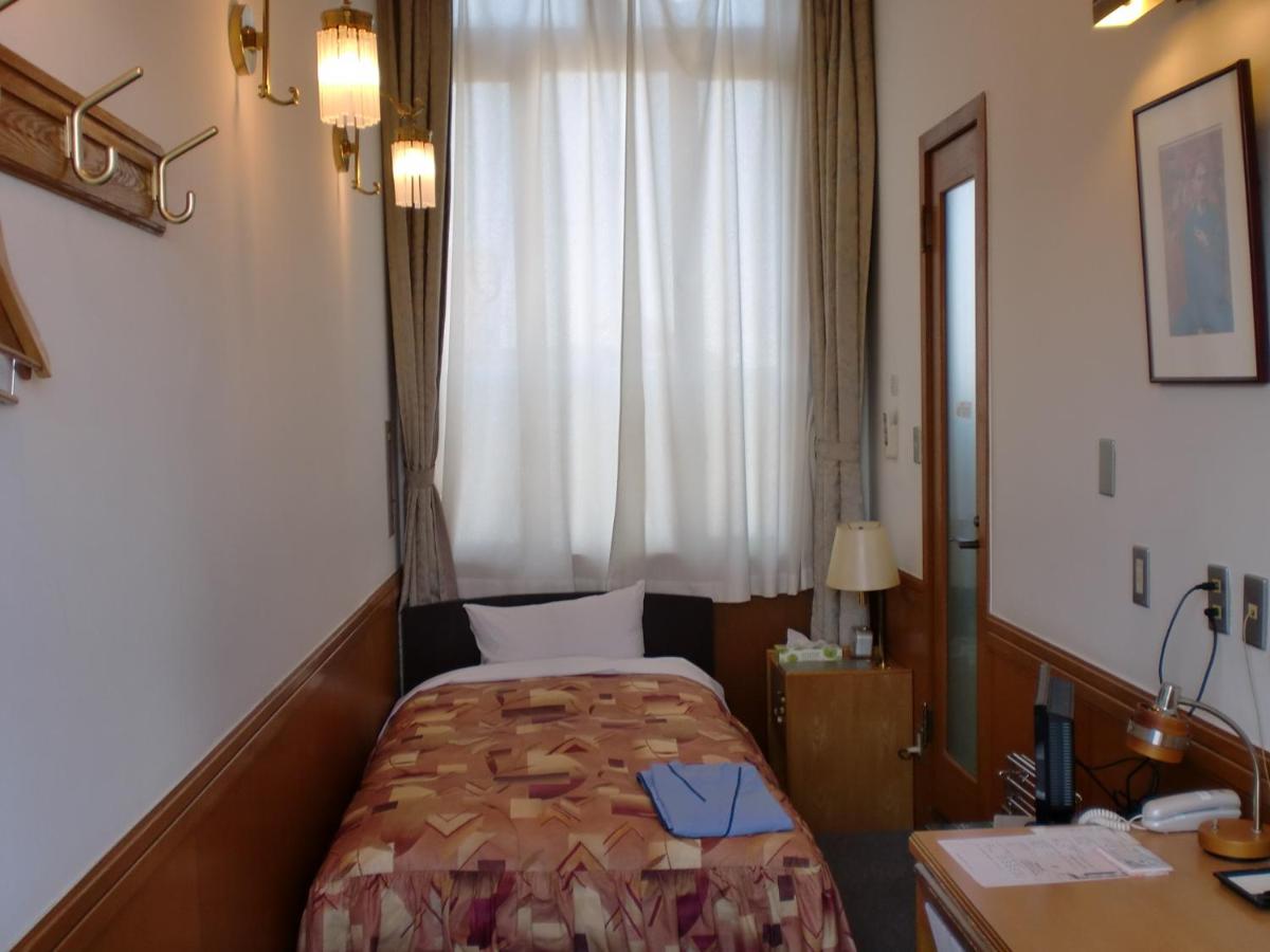 Single Room - Non-Smoking photo 1