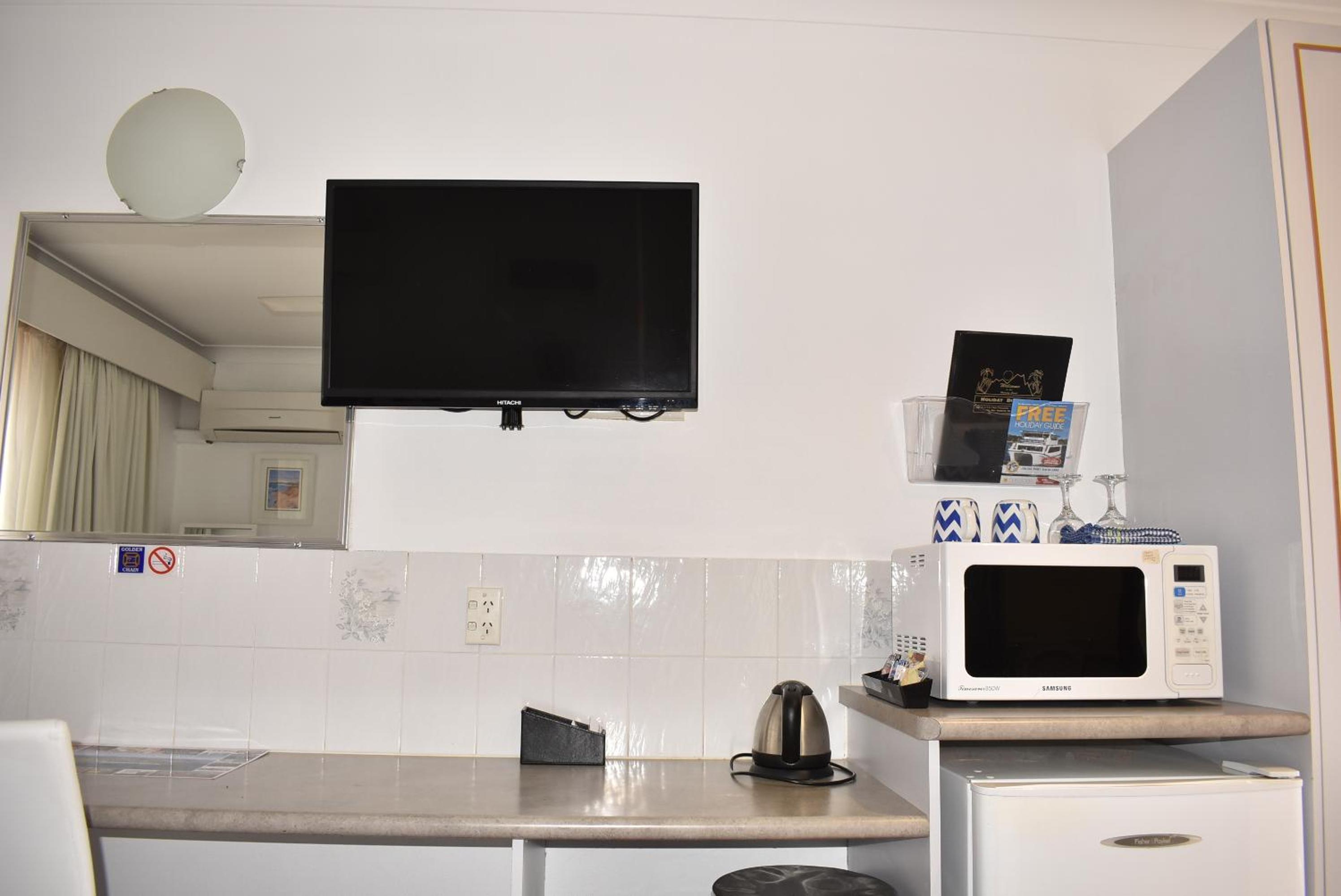 Family Room - Disability Access photo 2