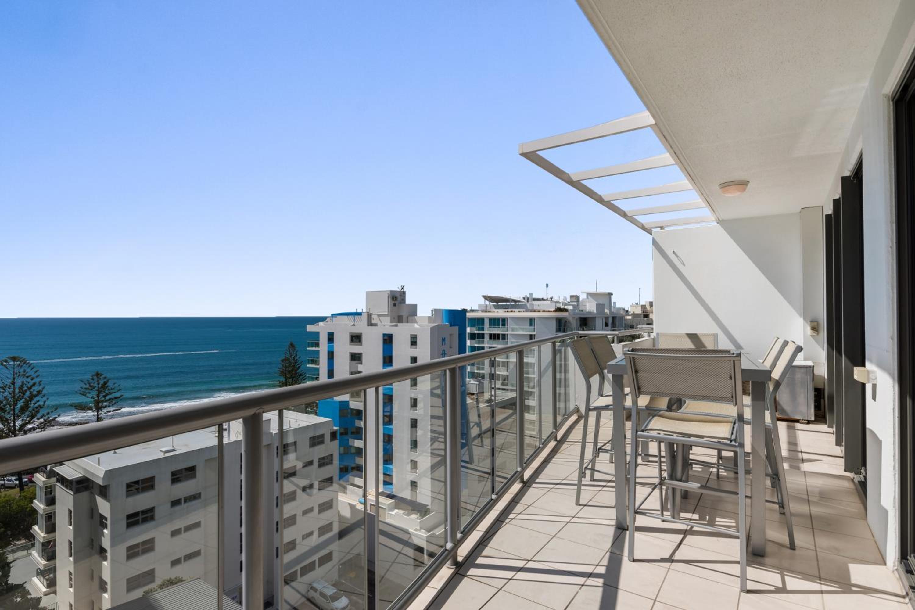 Three-Bedroom Apartment - Penthouse photo 3