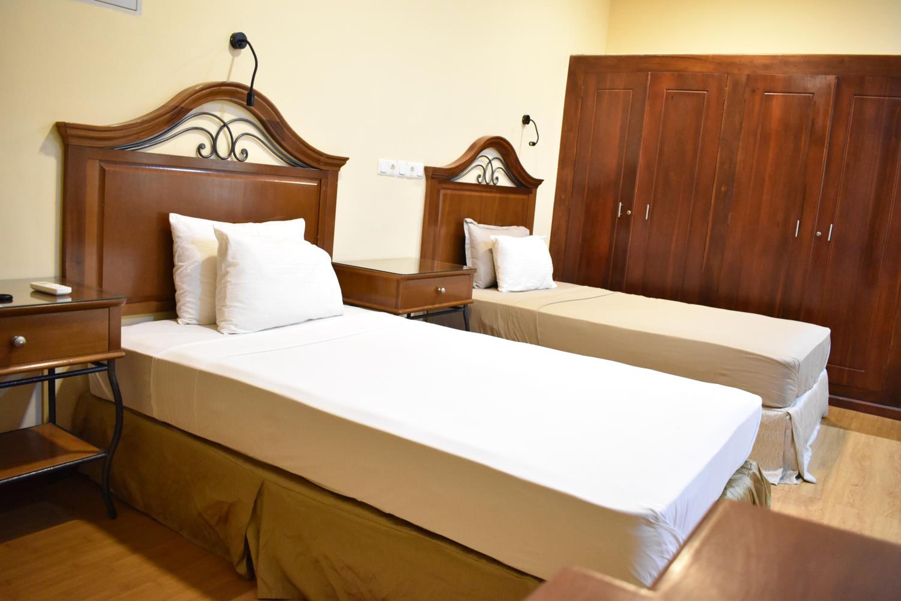Deluxe Twin Room photo 1