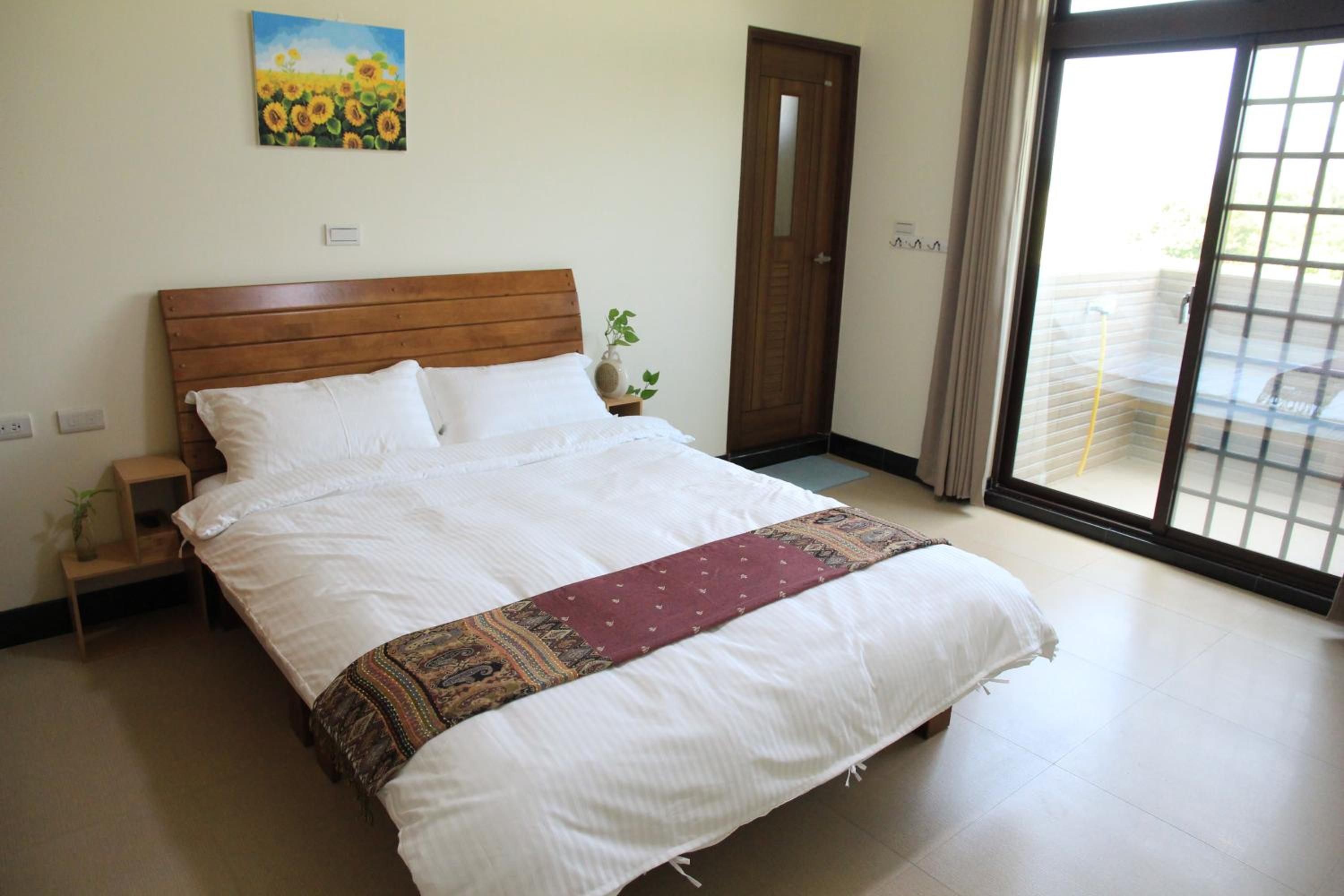 King Room with Garden View photo 2