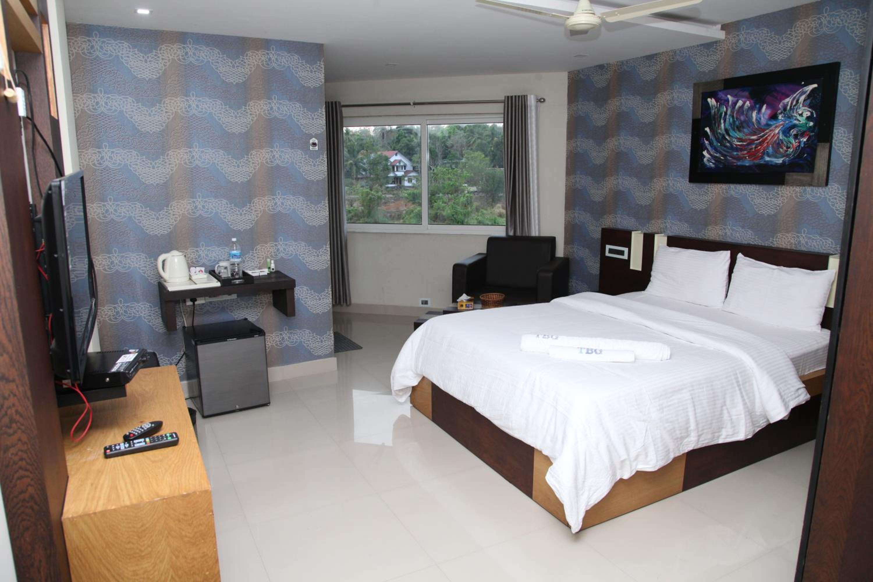 Double Room with Balcony (3 Adults)