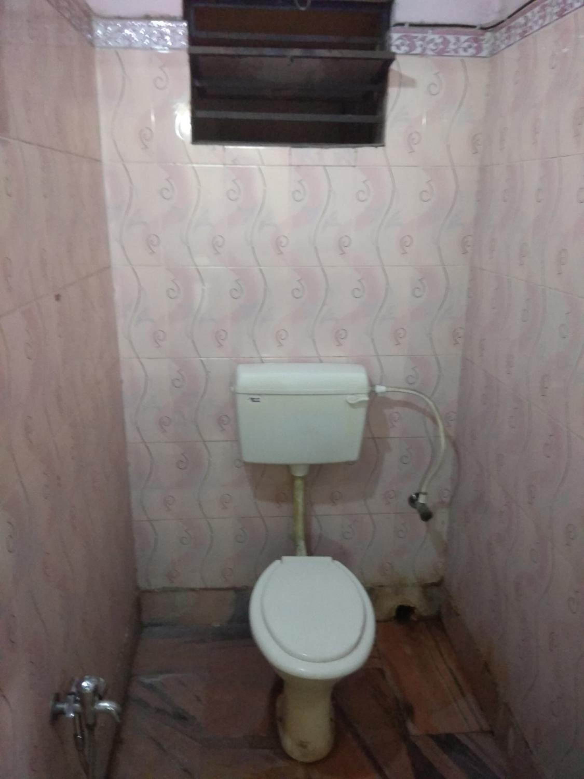 Deluxe Double Room- AC photo 2