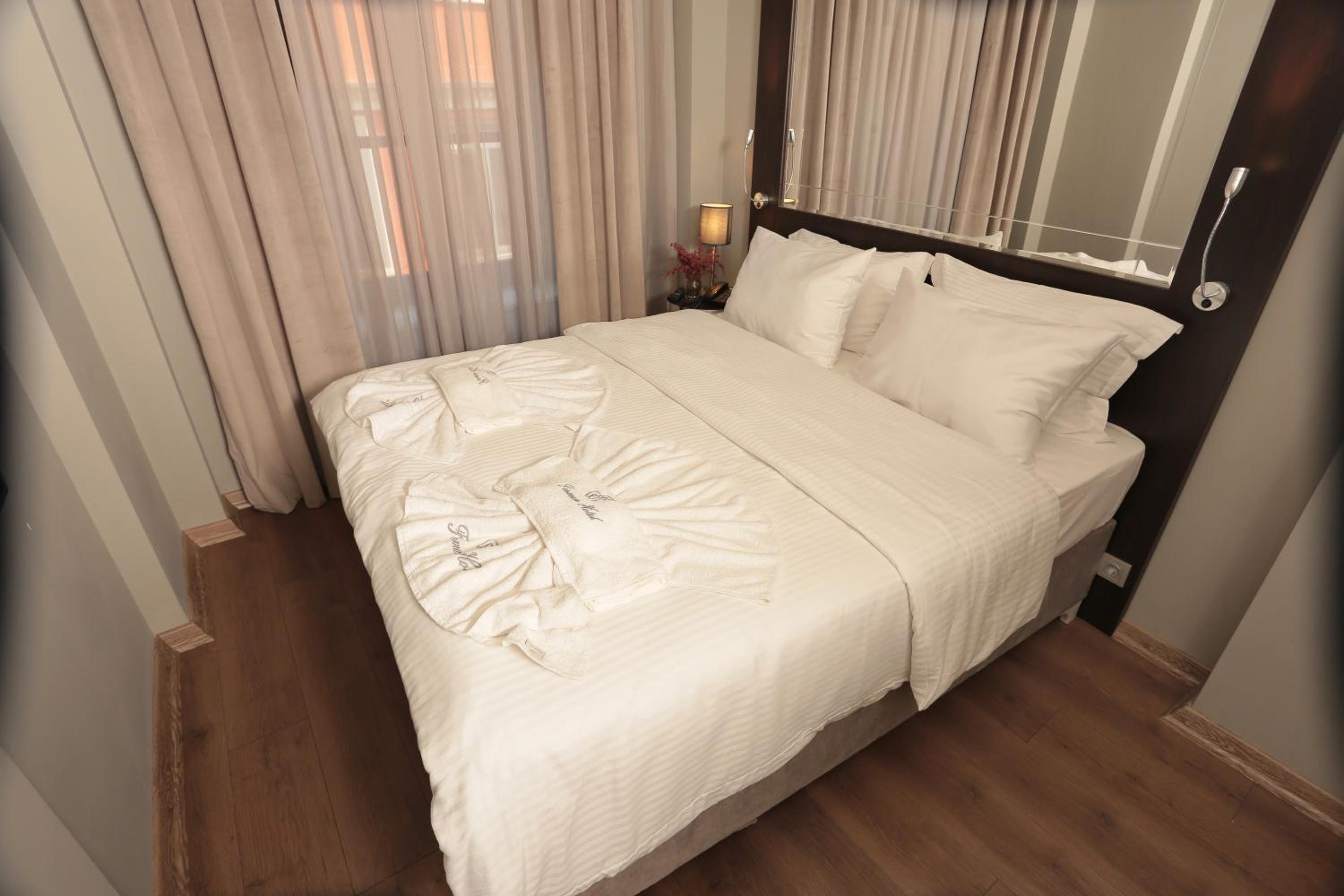 Deluxe Double Room photo 3