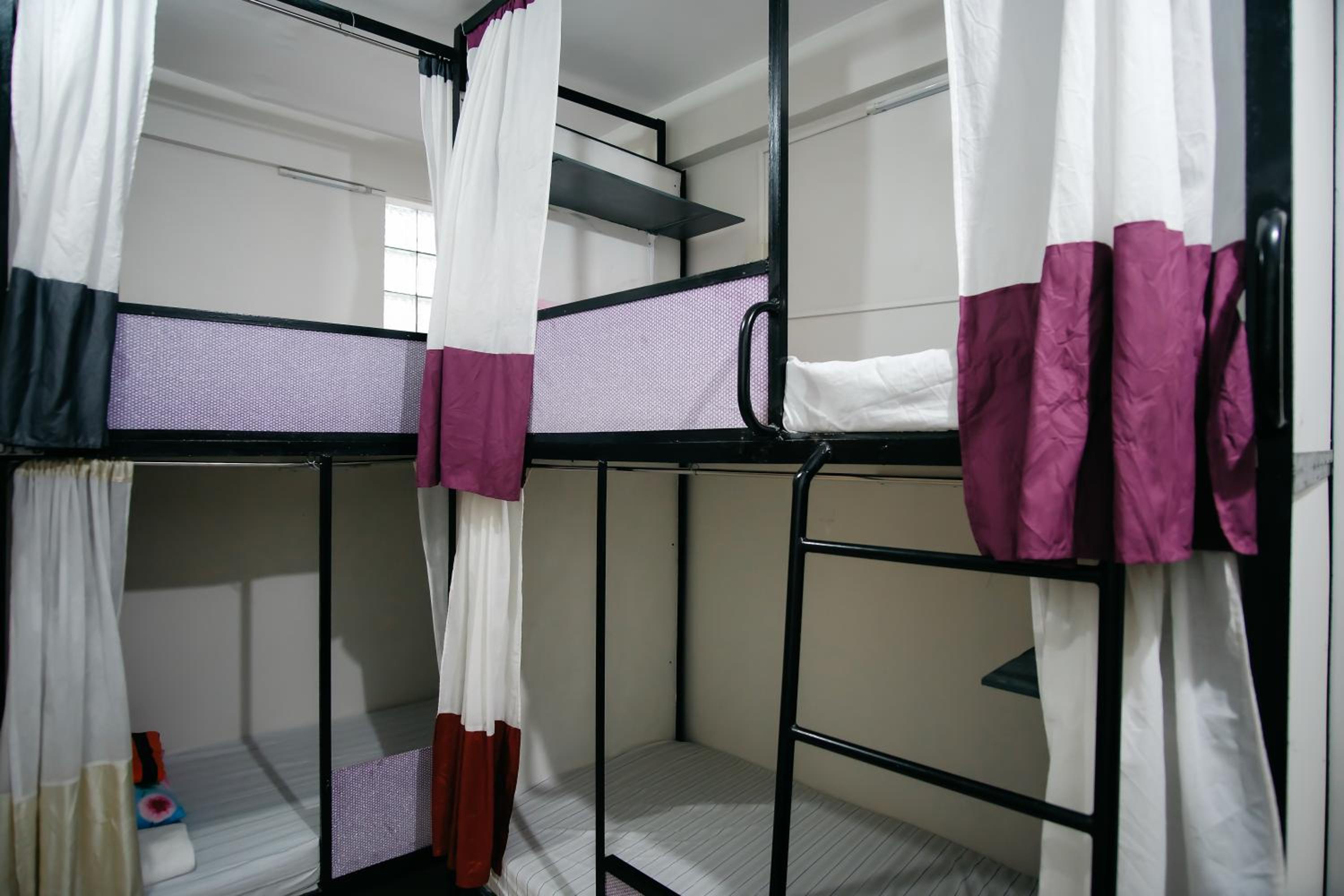 Bed in 4-Bed Mixed Dormitory Room photo 1