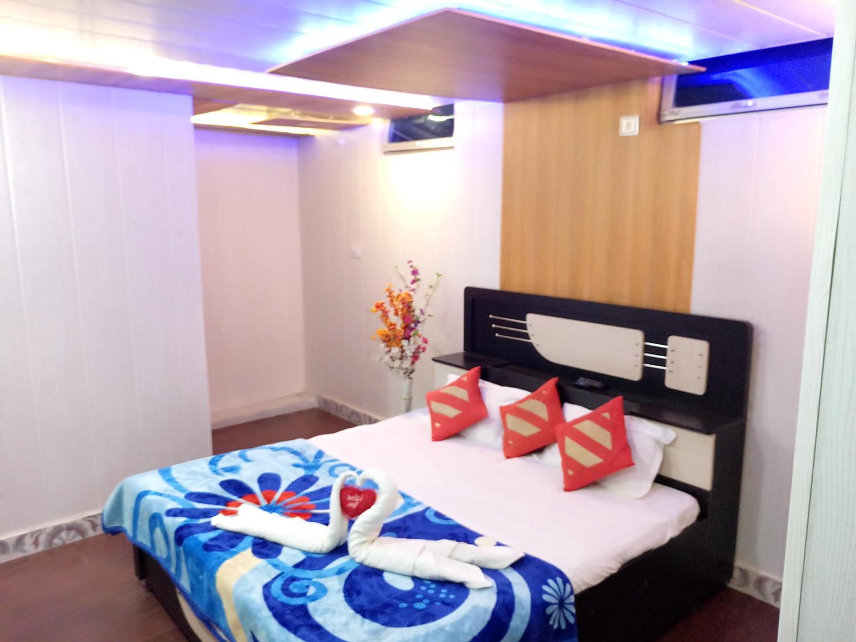 Luxury Room photo 2