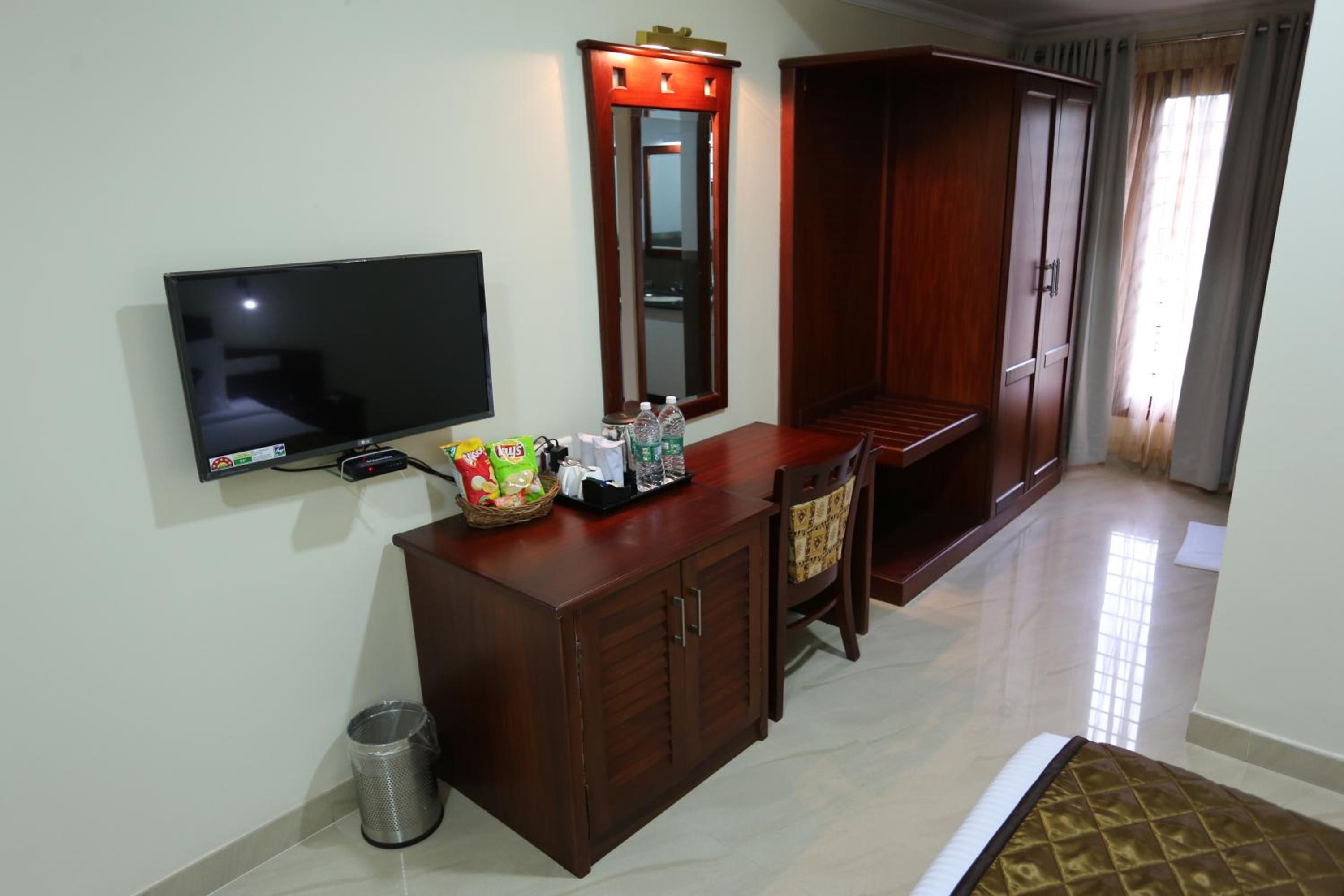 Deluxe Twin Room photo 2
