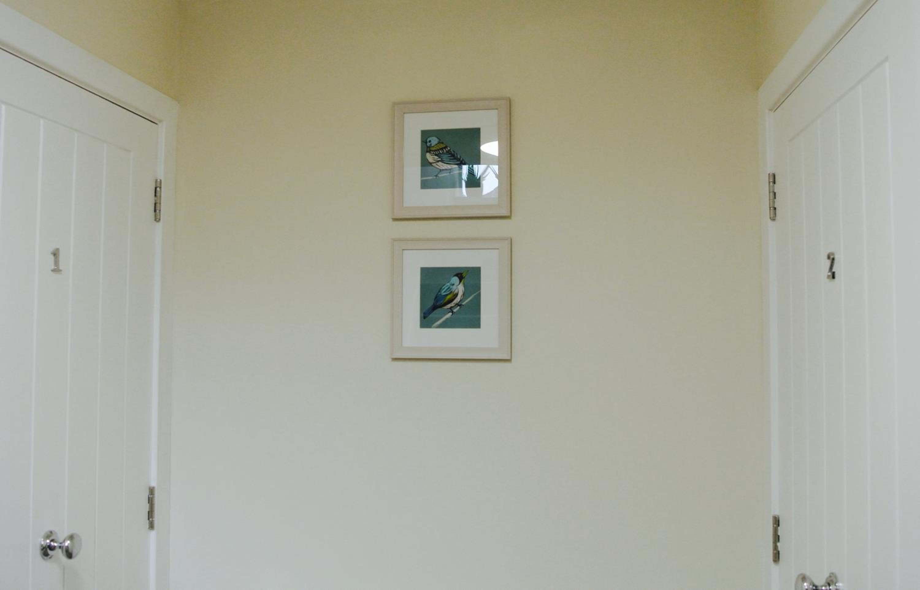 Suite - Photo 13