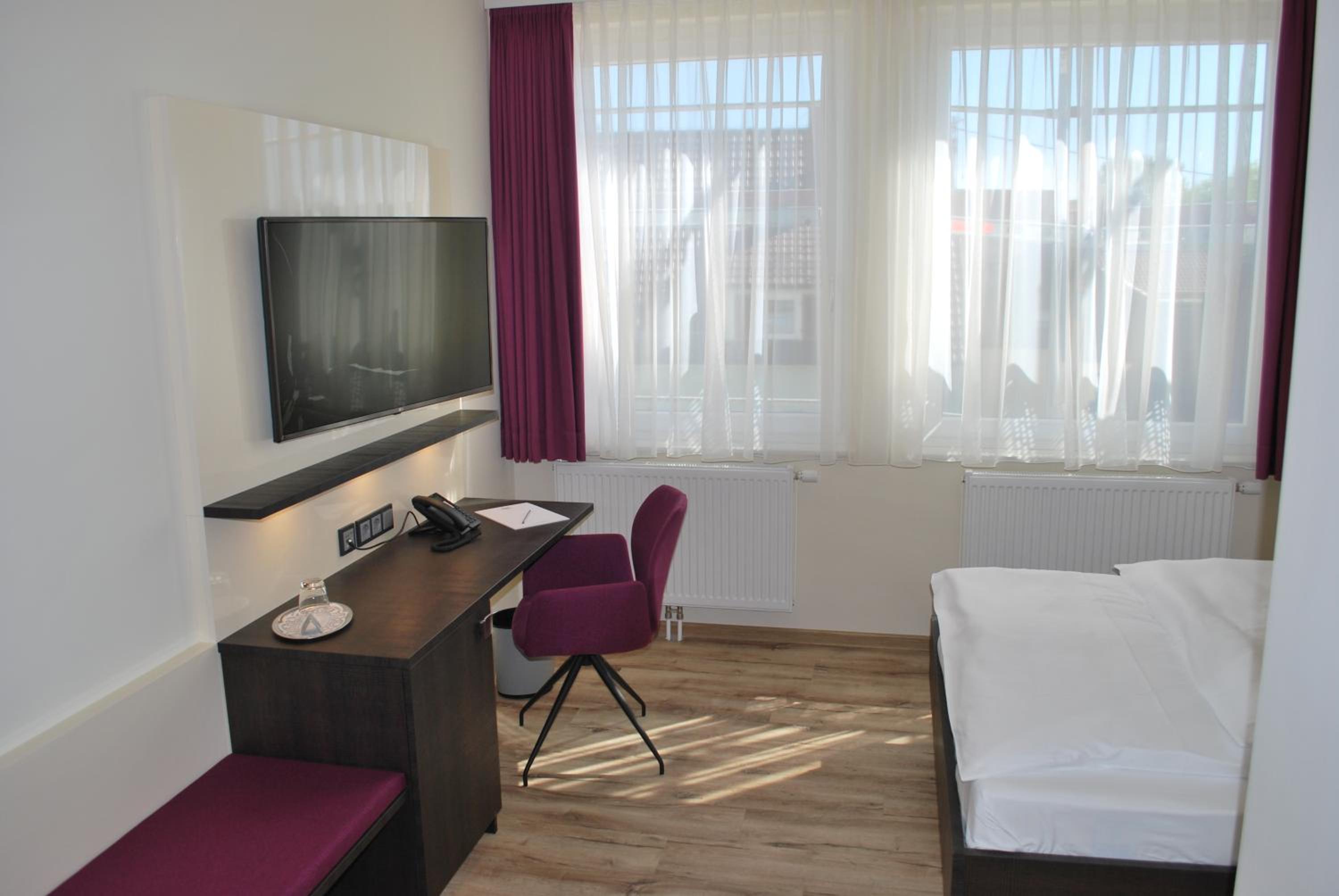 Single Room photo 1