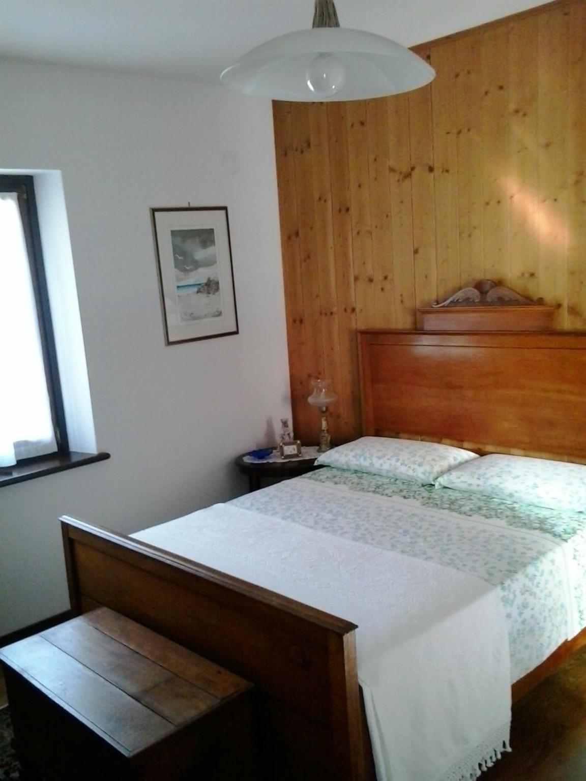 Double Room with Private Bathroom - Photo 2
