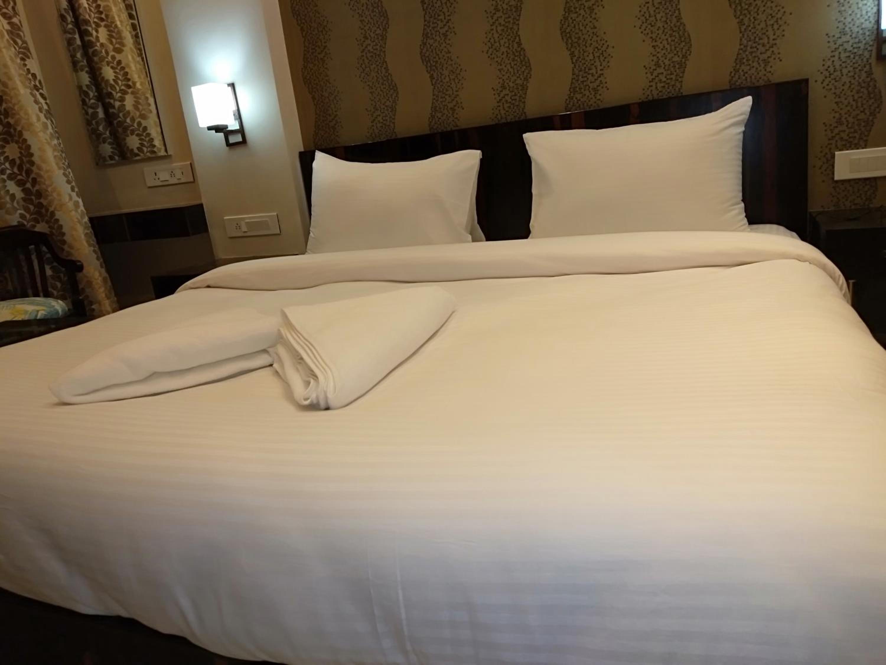 Deluxe Double Room - Photo 6