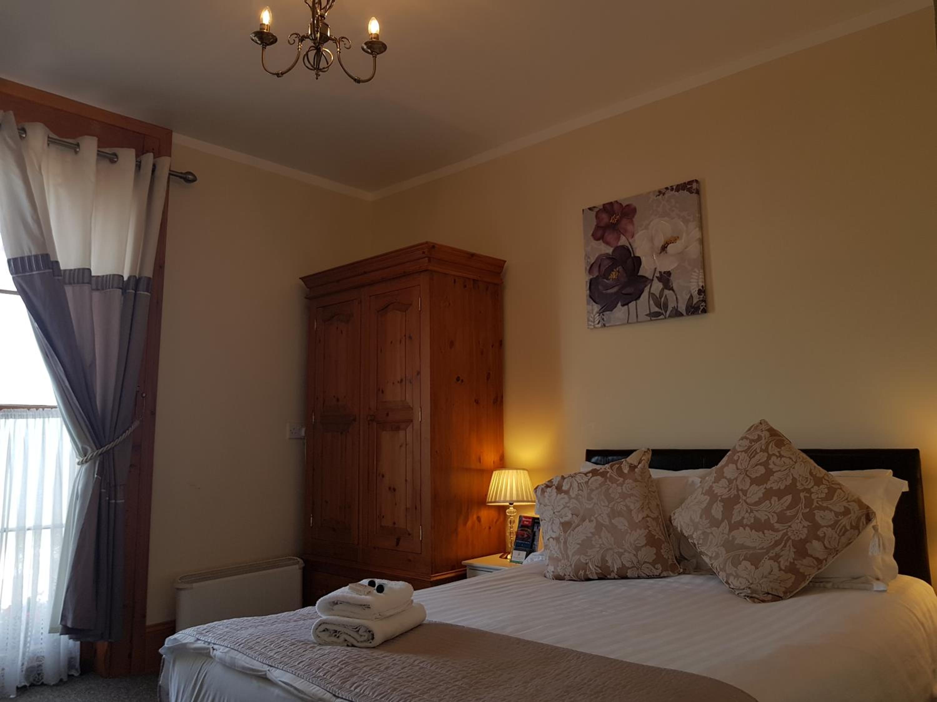 Budget Double Room with Shared Shower and Toilet No. 8 photo 1