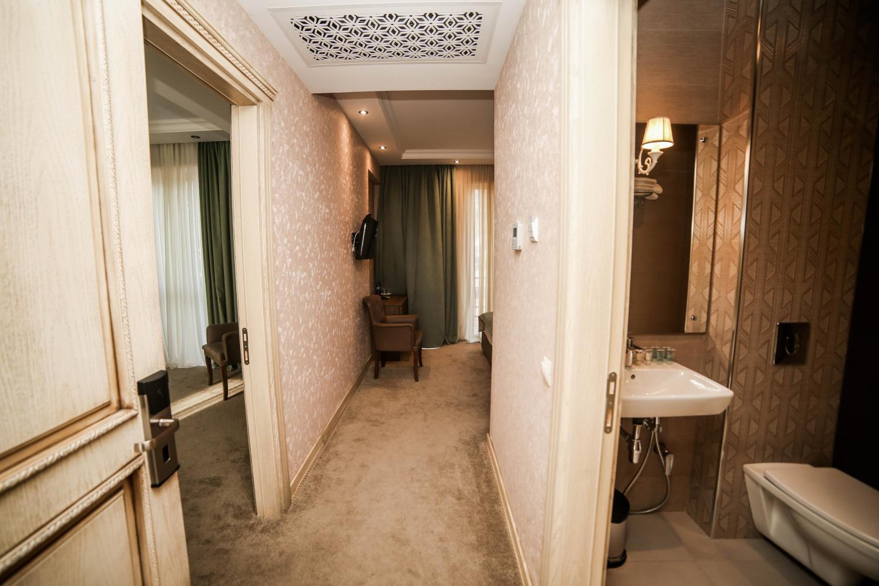 Two-Bedroom Suite