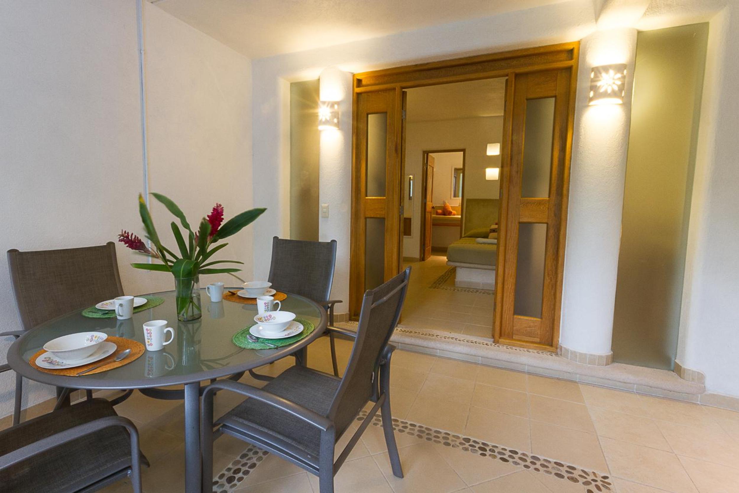 Standard Twin Room - Photo 3