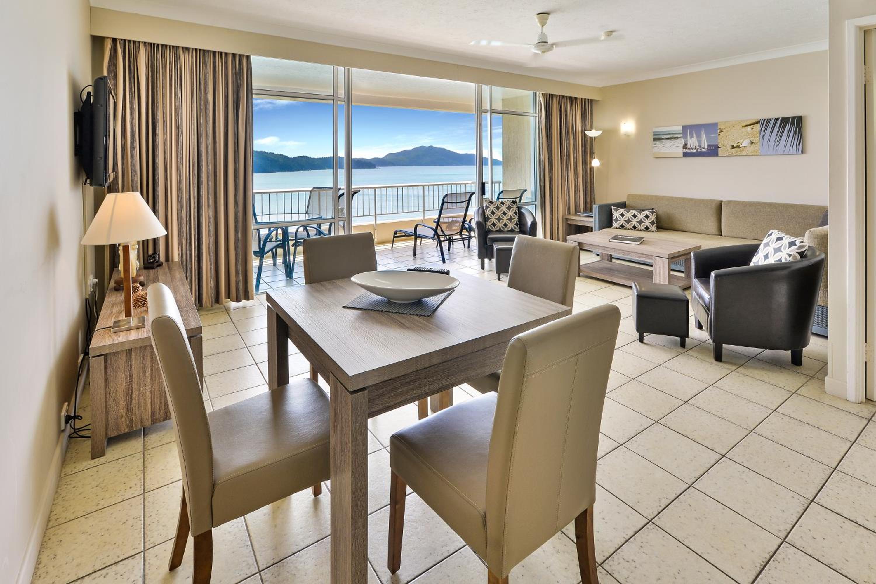 1 Bedroom Apartment with Sea View