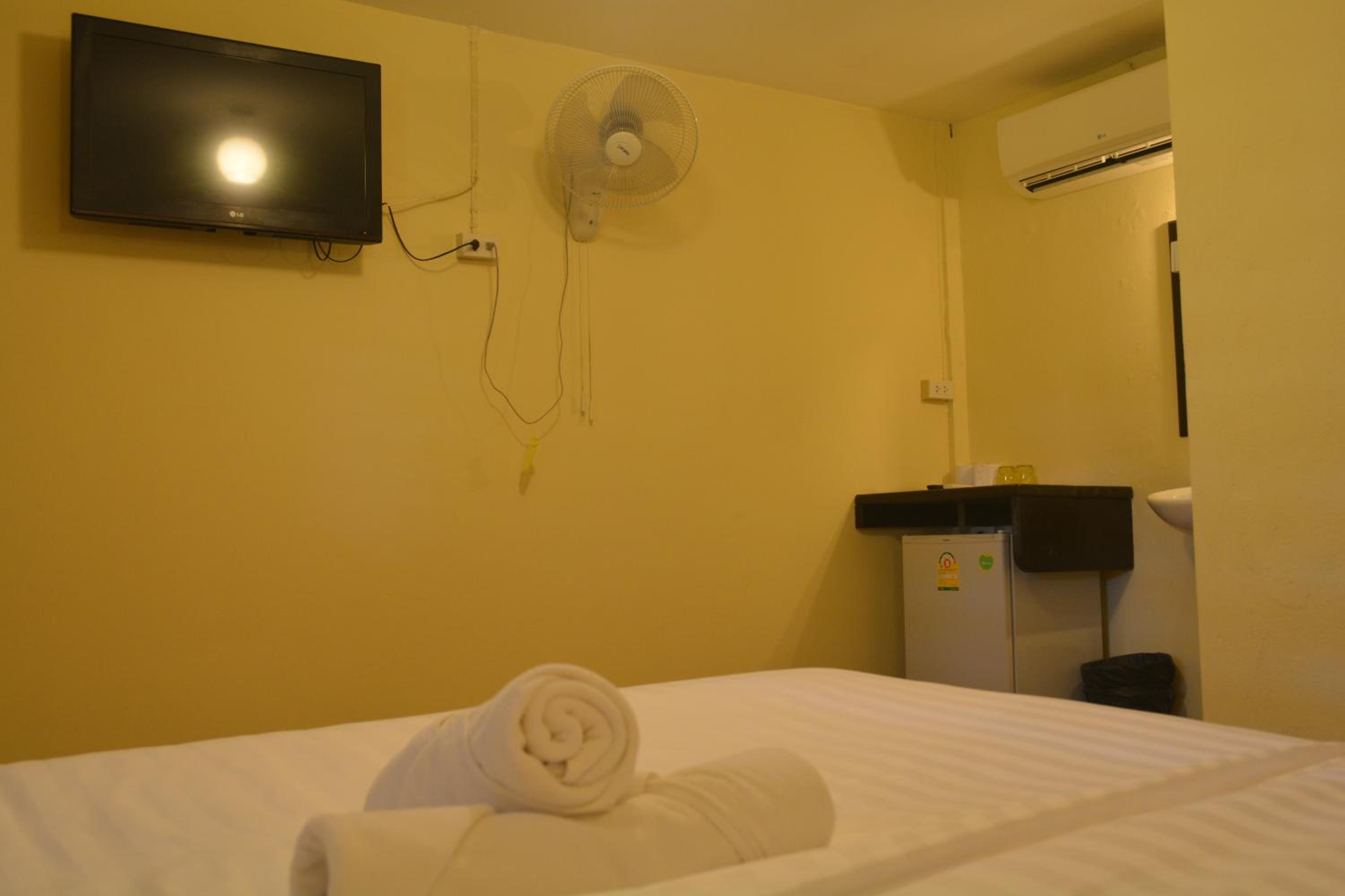 Double Room - Photo 4