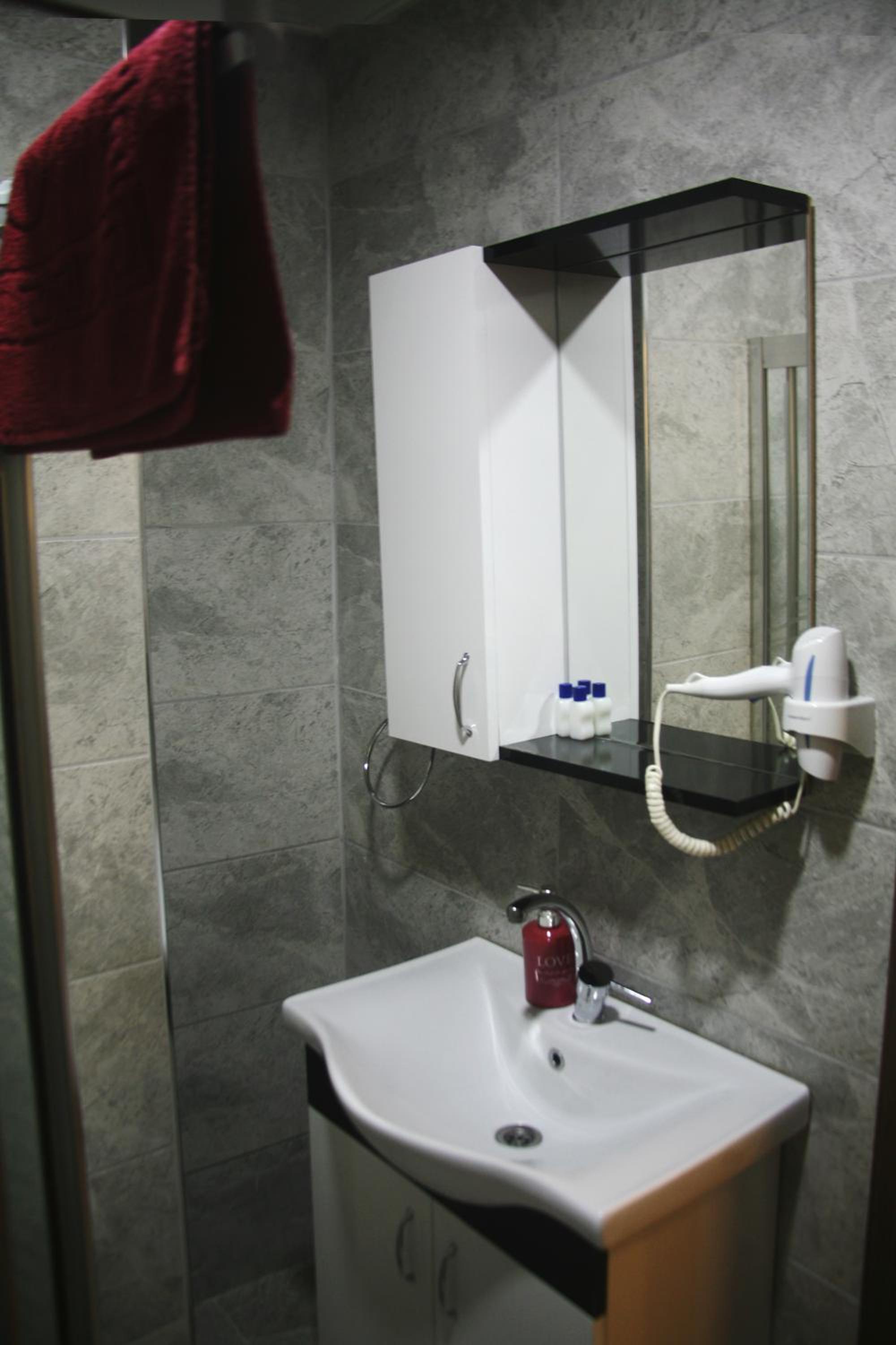 Quadruple Room with Terrace photo 2