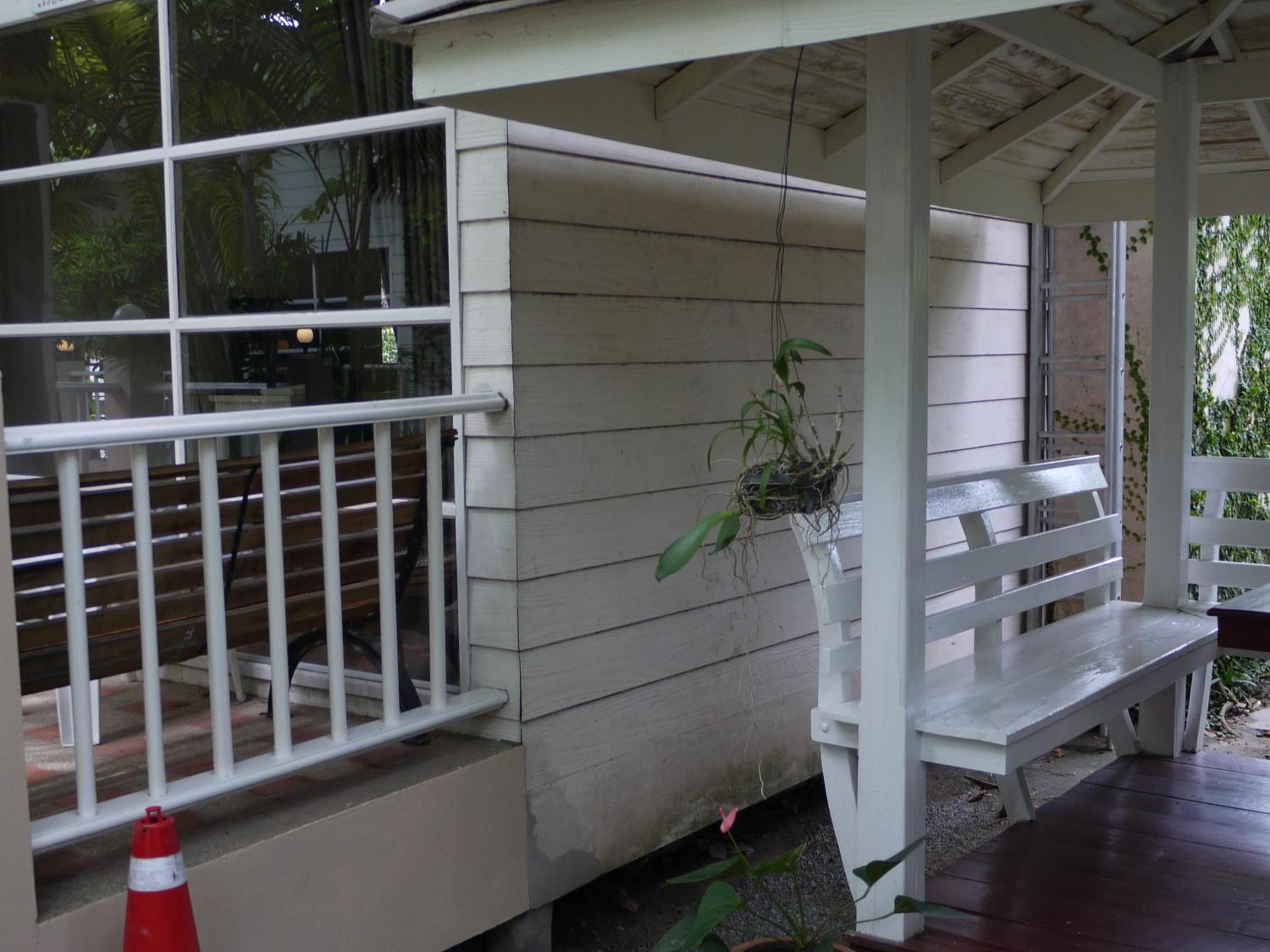 Cottage with Garden View - Photo 38