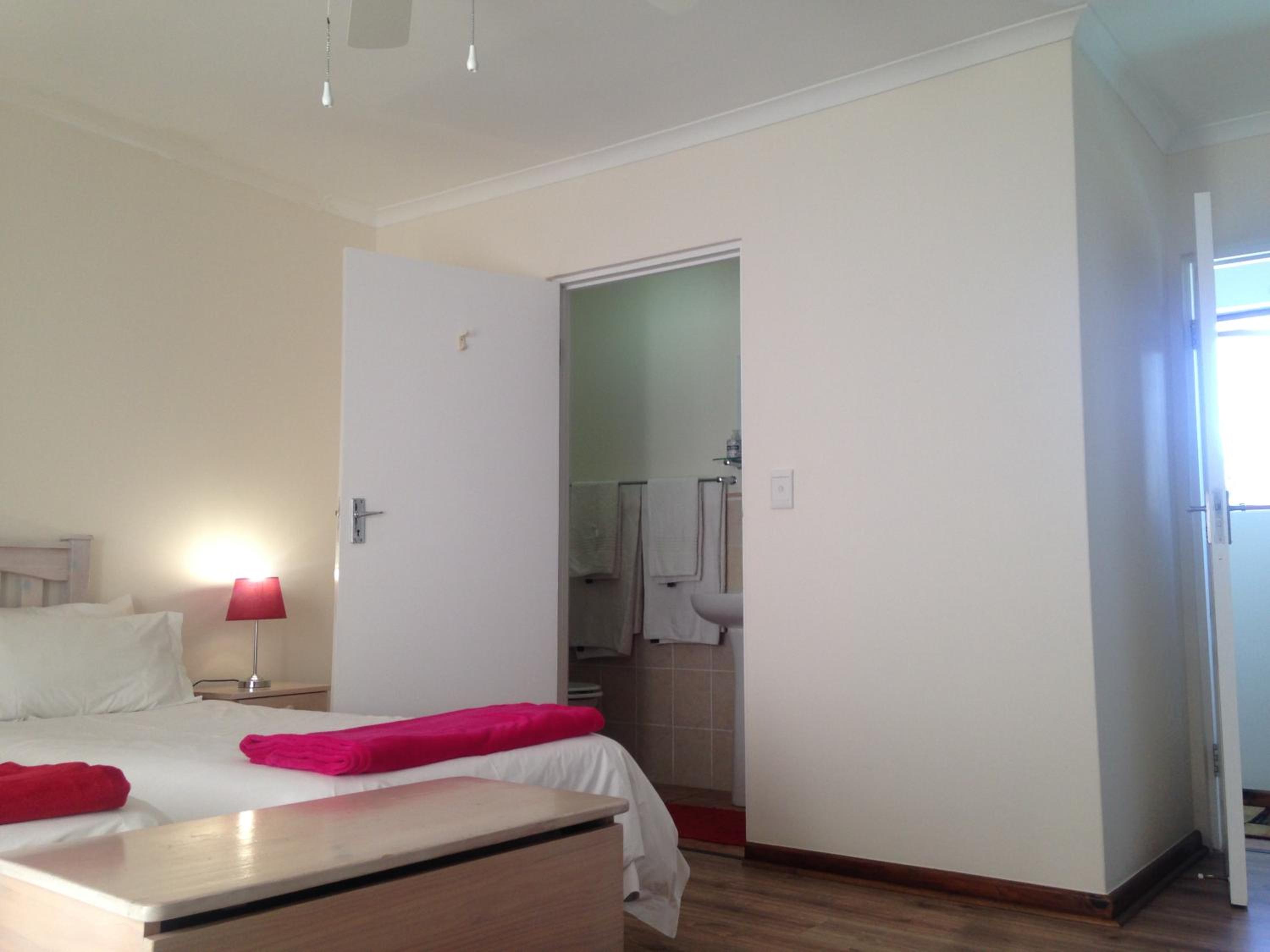 Double or Twin Room photo 2
