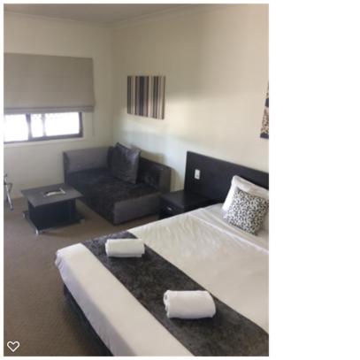 Queen Room - Photo 3