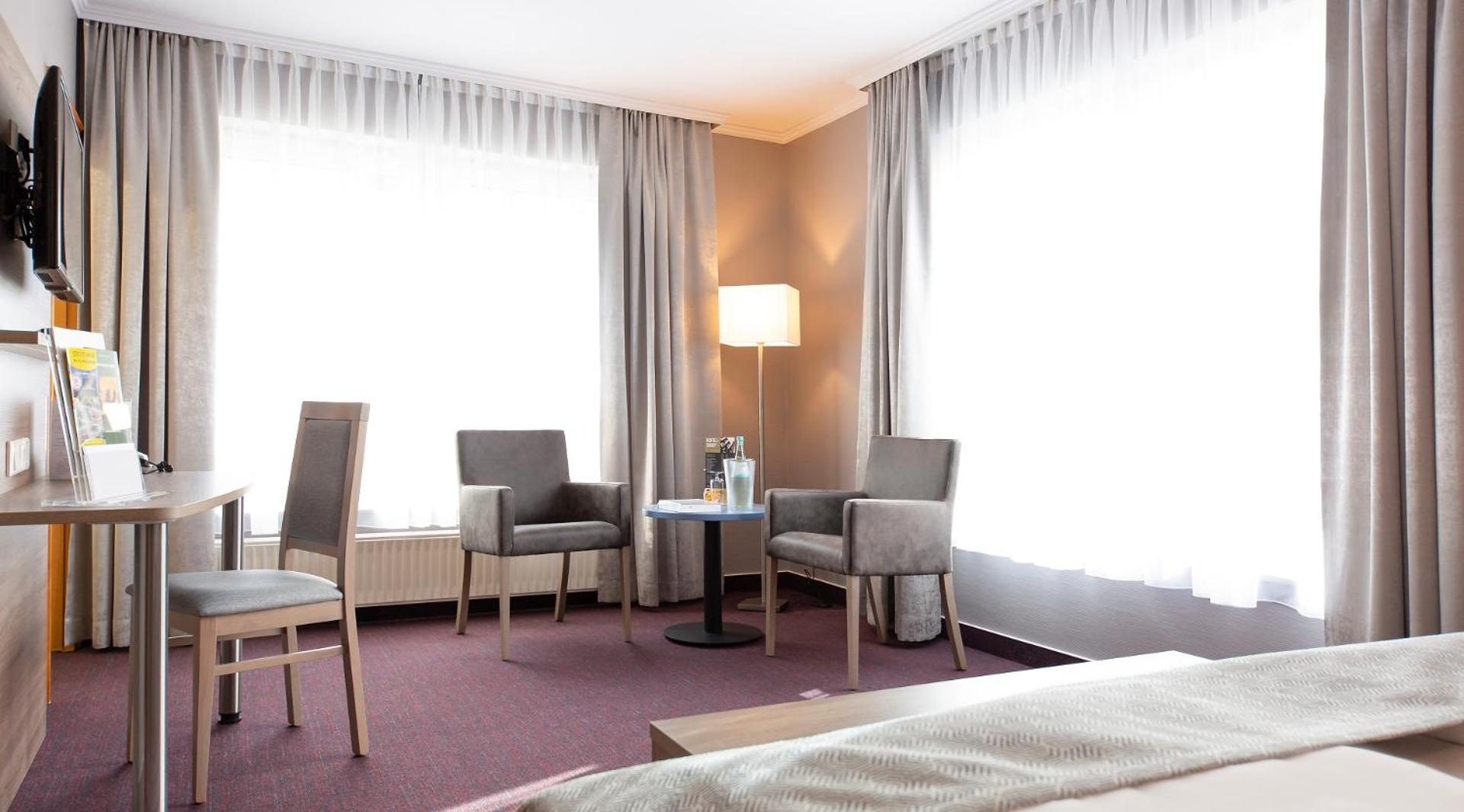 Privilege Twin Room - Photo 20