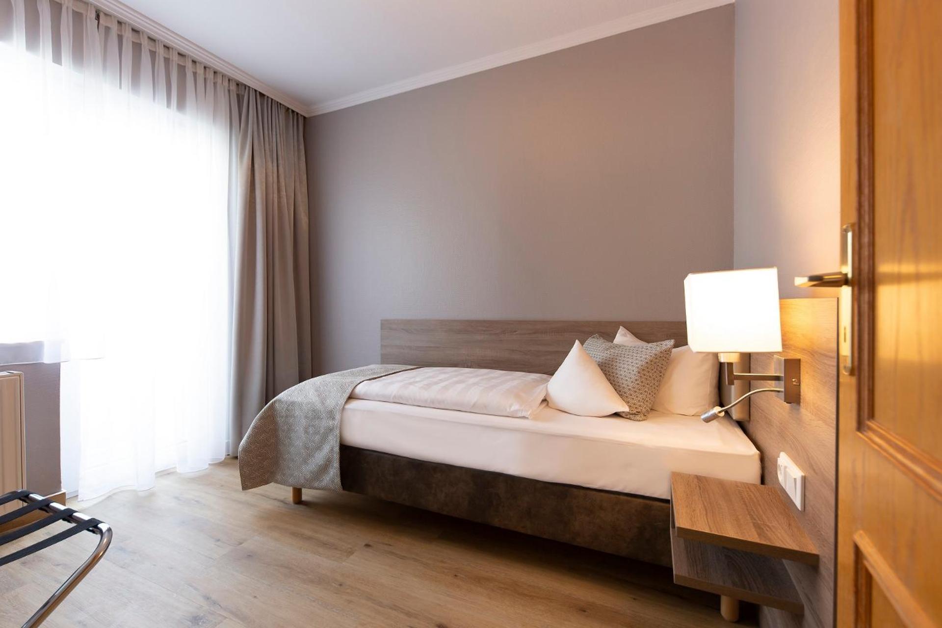 Privilege Twin Room - Photo 15