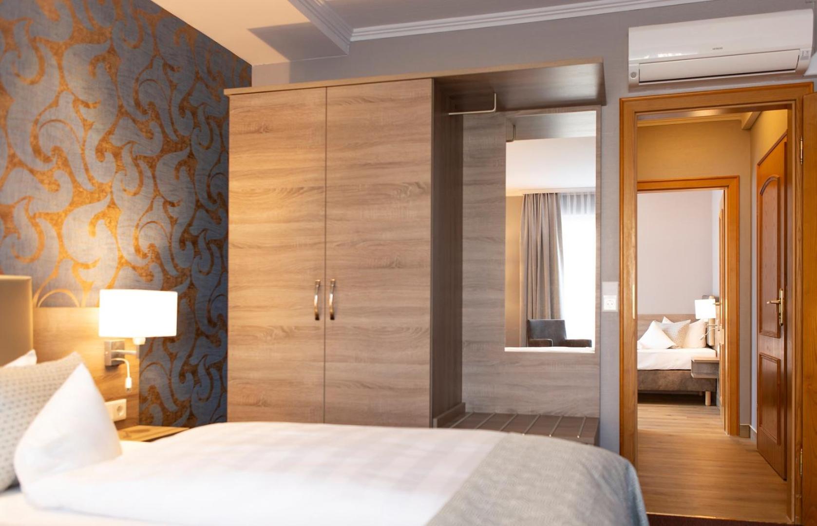 Privilege Twin Room - Photo 16