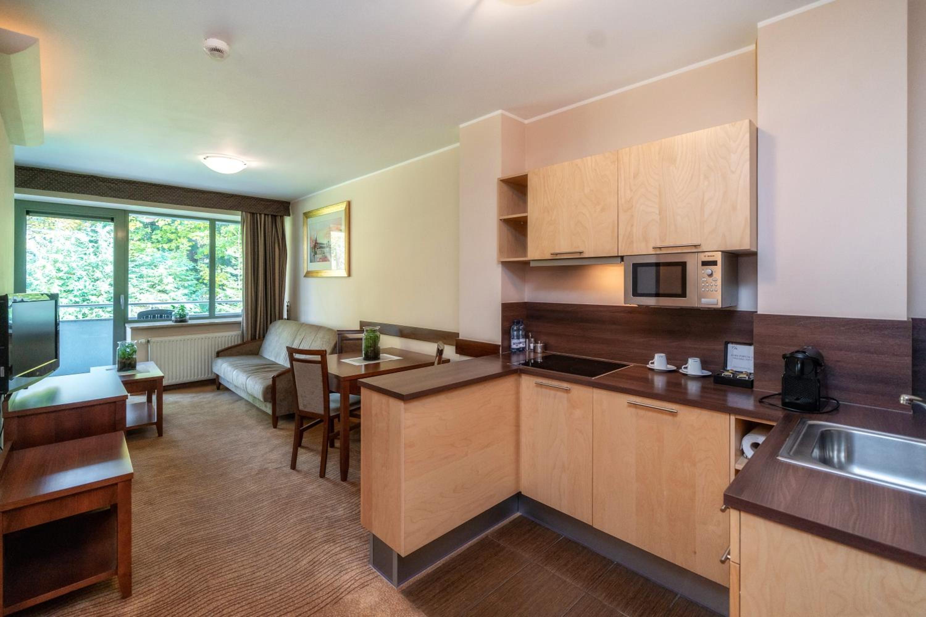 Deluxe Apartment - Photo 8