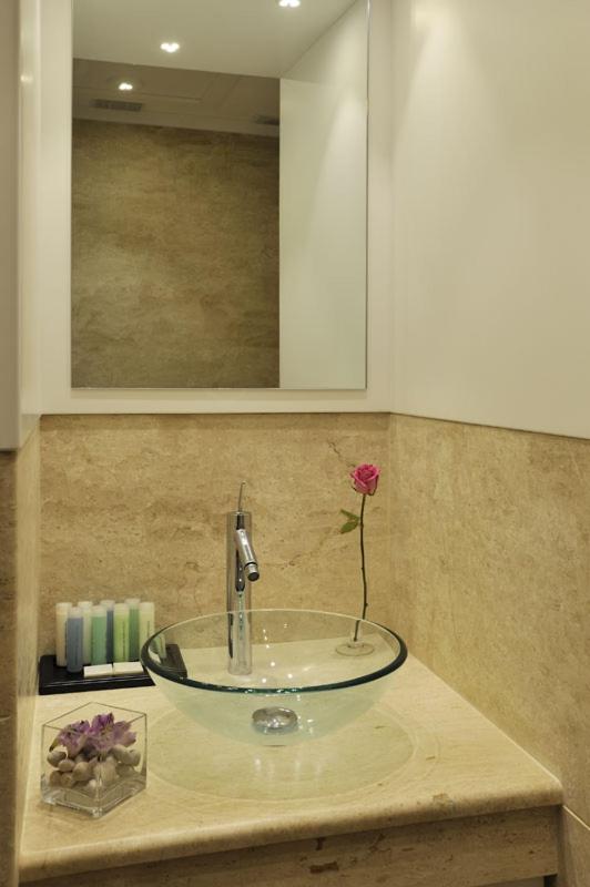 Suite with Sea View and Spa Bath - Photo 5