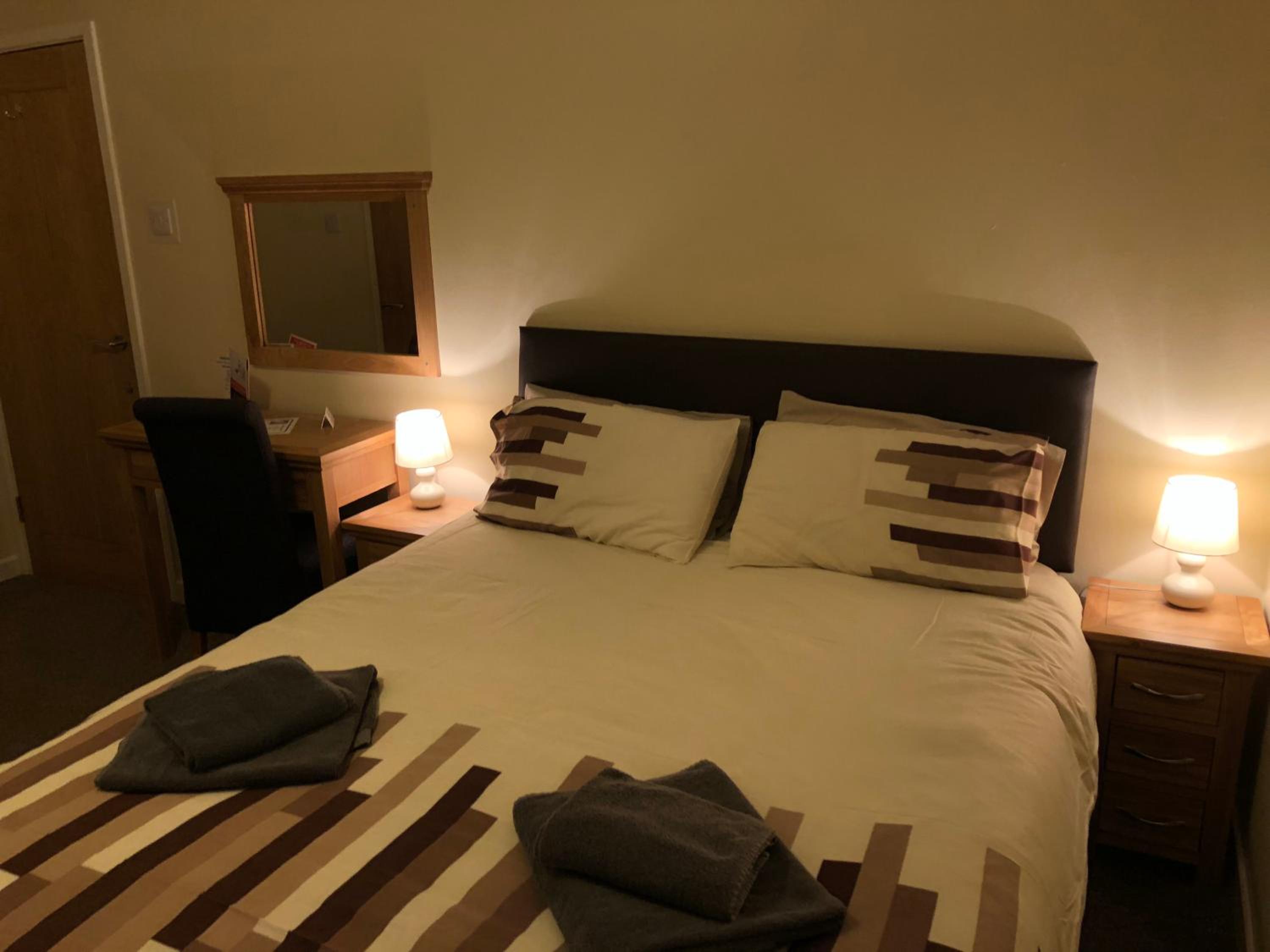 Double Room - Photo 3